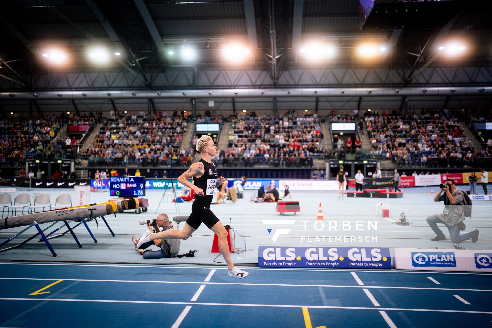 Robert Farken (SC DHfK Leipzig e.V.) am 17.02.2024 während den 71. Deutschen Leichtathletik-Hallenmeisterschaften in der QUARTERBACK Immobilien ARENA in Leipzig