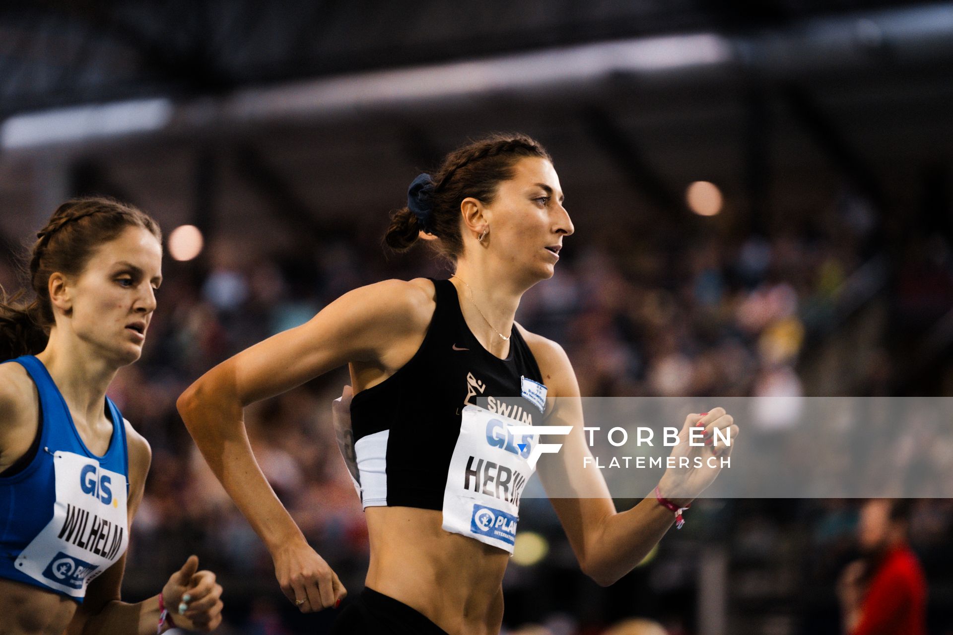 Christina Hering (LG Stadtwerke München) am 17.02.2024 während den 71. Deutschen Leichtathletik-Hallenmeisterschaften in der QUARTERBACK Immobilien ARENA in Leipzig