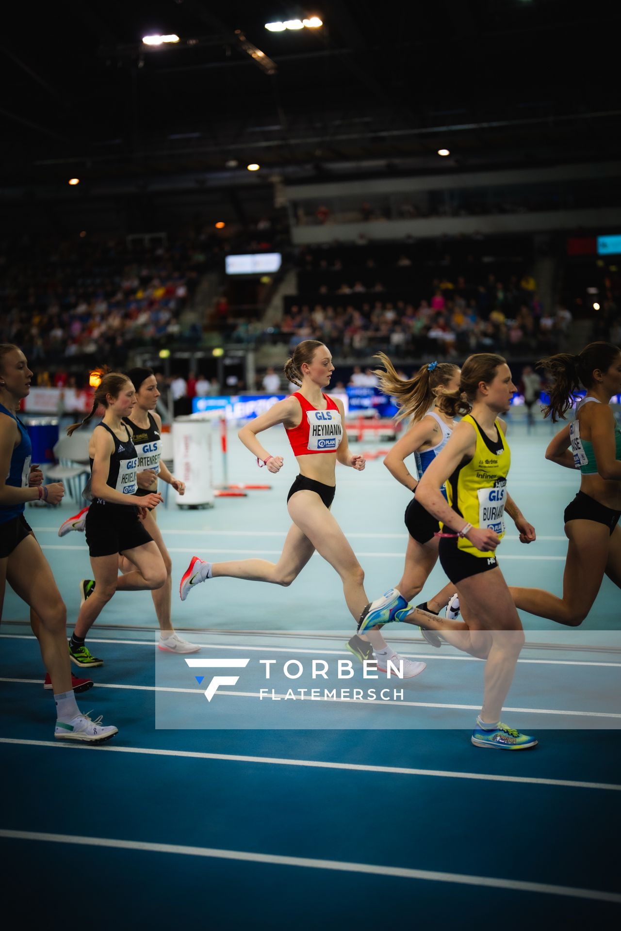Nele Heymann (TuS Haren) im 3000m Finale der Frauen am 17.02.2024 während den 71. Deutschen Leichtathletik-Hallenmeisterschaften in der QUARTERBACK Immobilien ARENA in Leipzig