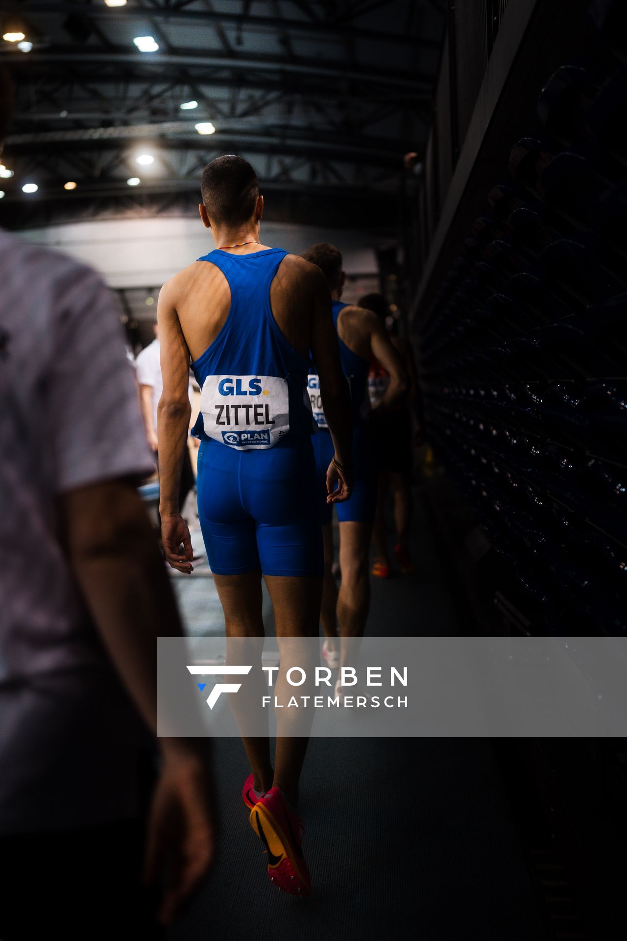 Florian Zittel (TV Wattenscheid 01) vor dem 1500m Finale am 18.02.2024 während den 71. Deutschen Leichtathletik-Hallenmeisterschaften in der QUARTERBACK Immobilien ARENA in Leipzig