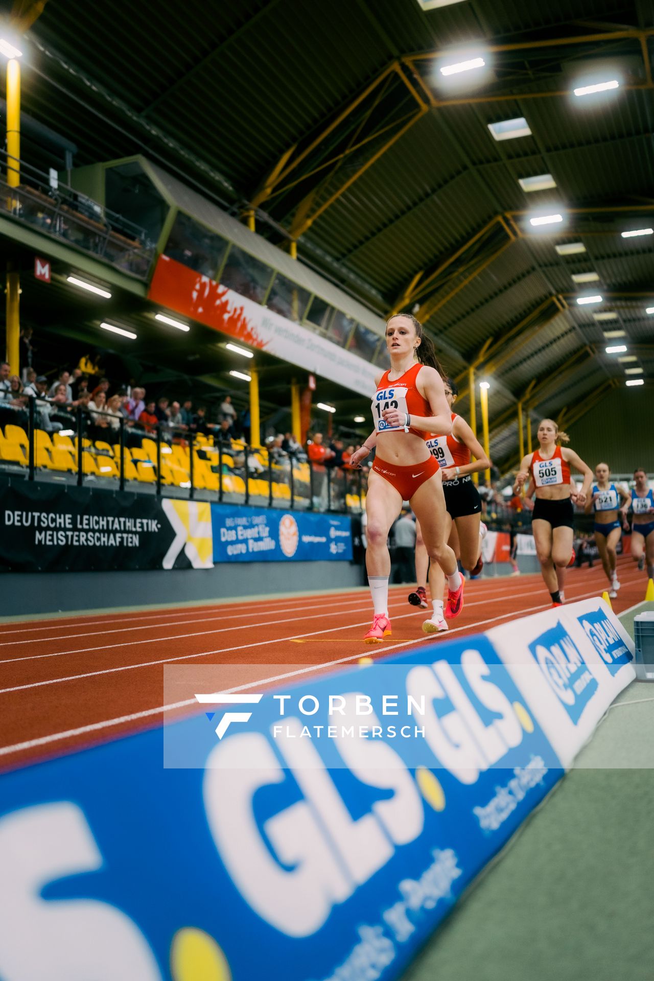 Jule Lindner (LG Bamberg) waehrend der 55. Deutsche Jugend-Hallenmeisterschaften U20 am 24.02.2024 in der Helmut-Körnig-Halle in Dortmund