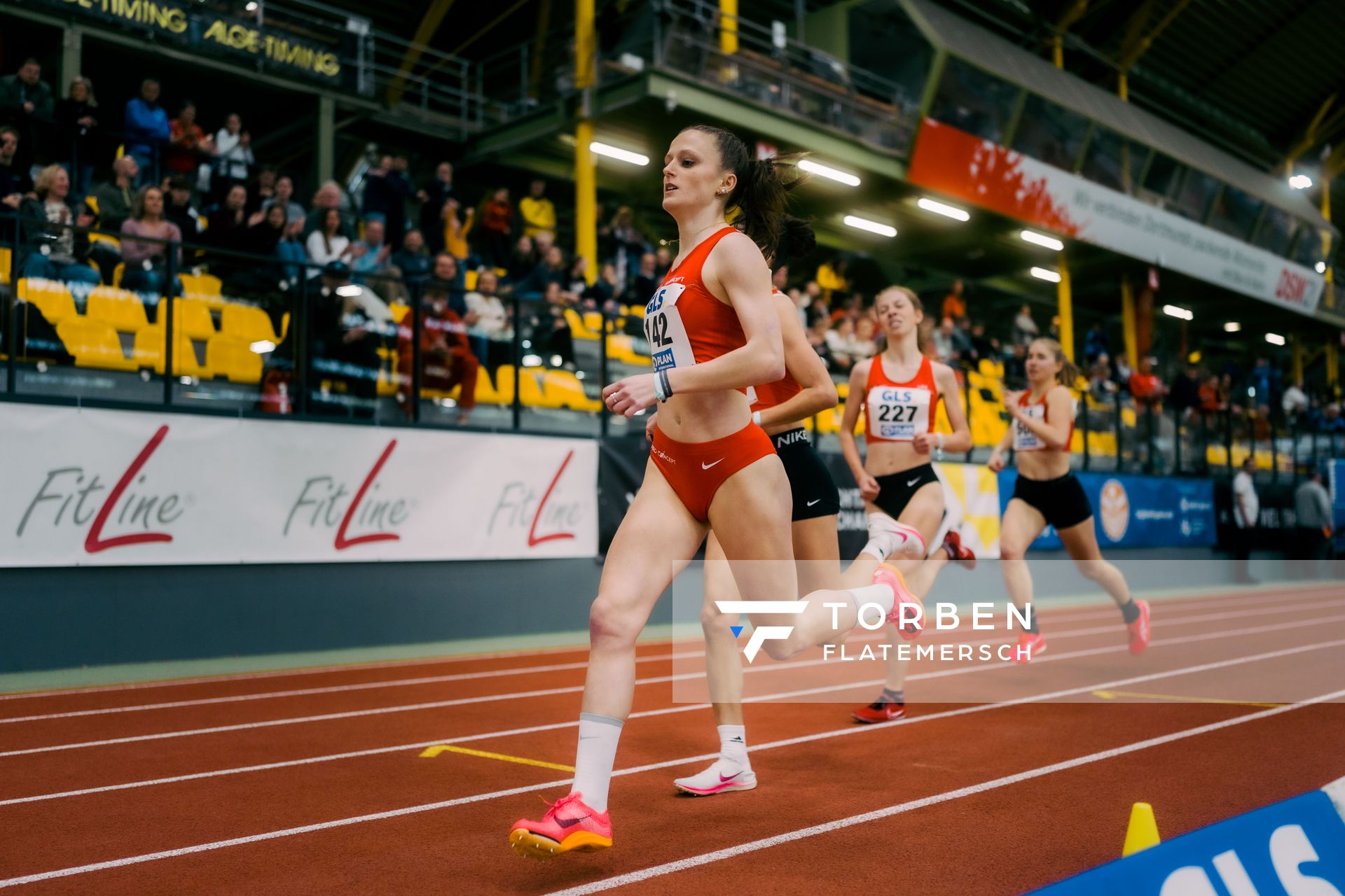 Jule Lindner (LG Bamberg) waehrend der 55. Deutsche Jugend-Hallenmeisterschaften U20 am 24.02.2024 in der Helmut-Körnig-Halle in Dortmund