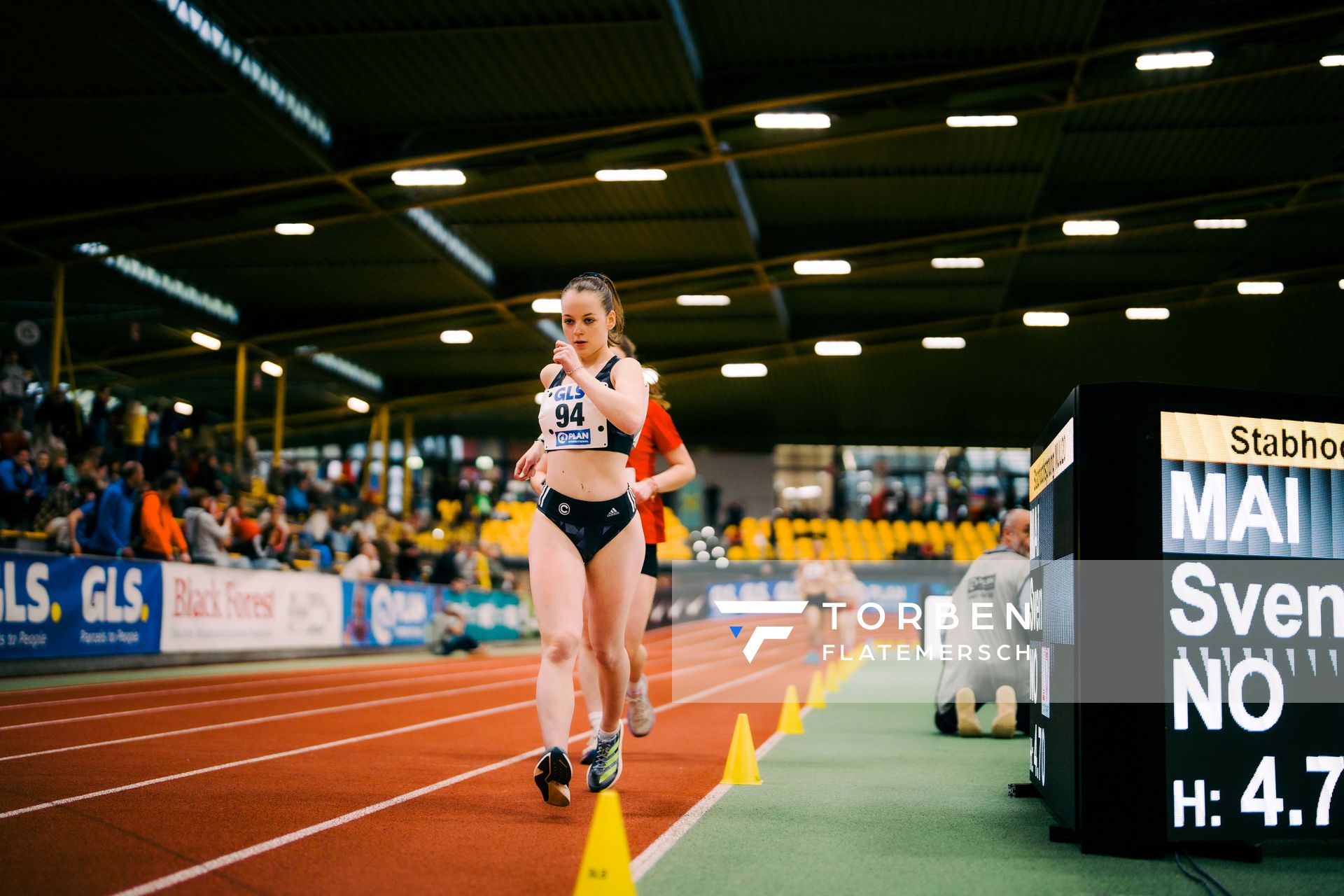 Mia Bandoly (SCC Berlin) waehrend der 55. Deutsche Jugend-Hallenmeisterschaften U20 am 24.02.2024 in der Helmut-Körnig-Halle in Dortmund