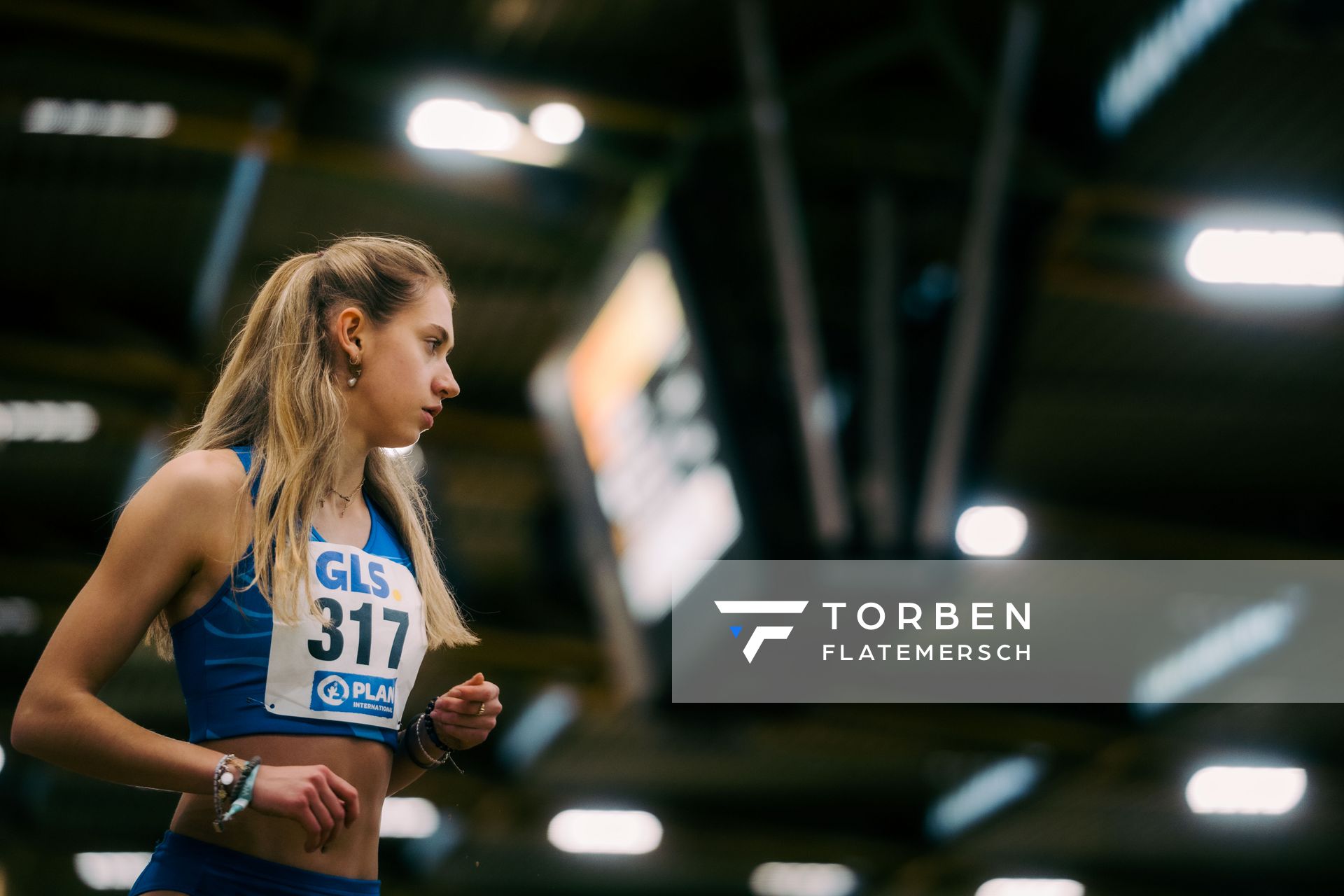 Lotta-Henrike Werner (LG Weserbergland) im Weitsprung waehrend der 55. Deutsche Jugend-Hallenmeisterschaften U20 am 24.02.2024 in der Helmut-Körnig-Halle in Dortmund