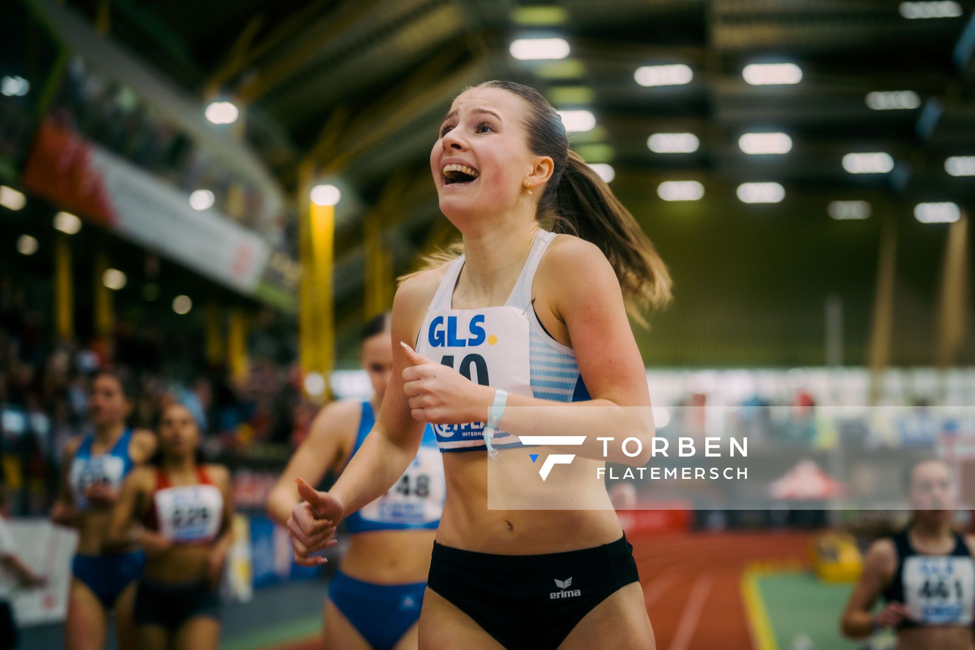 Rebecca Singler (TV Haslach) gewinnt das B-Finale 400m der weiblichen Jugend U20 waehrend der 55. Deutsche Jugend-Hallenmeisterschaften U20 am 25.02.2024 in der Helmut-Körnig-Halle in Dortmund