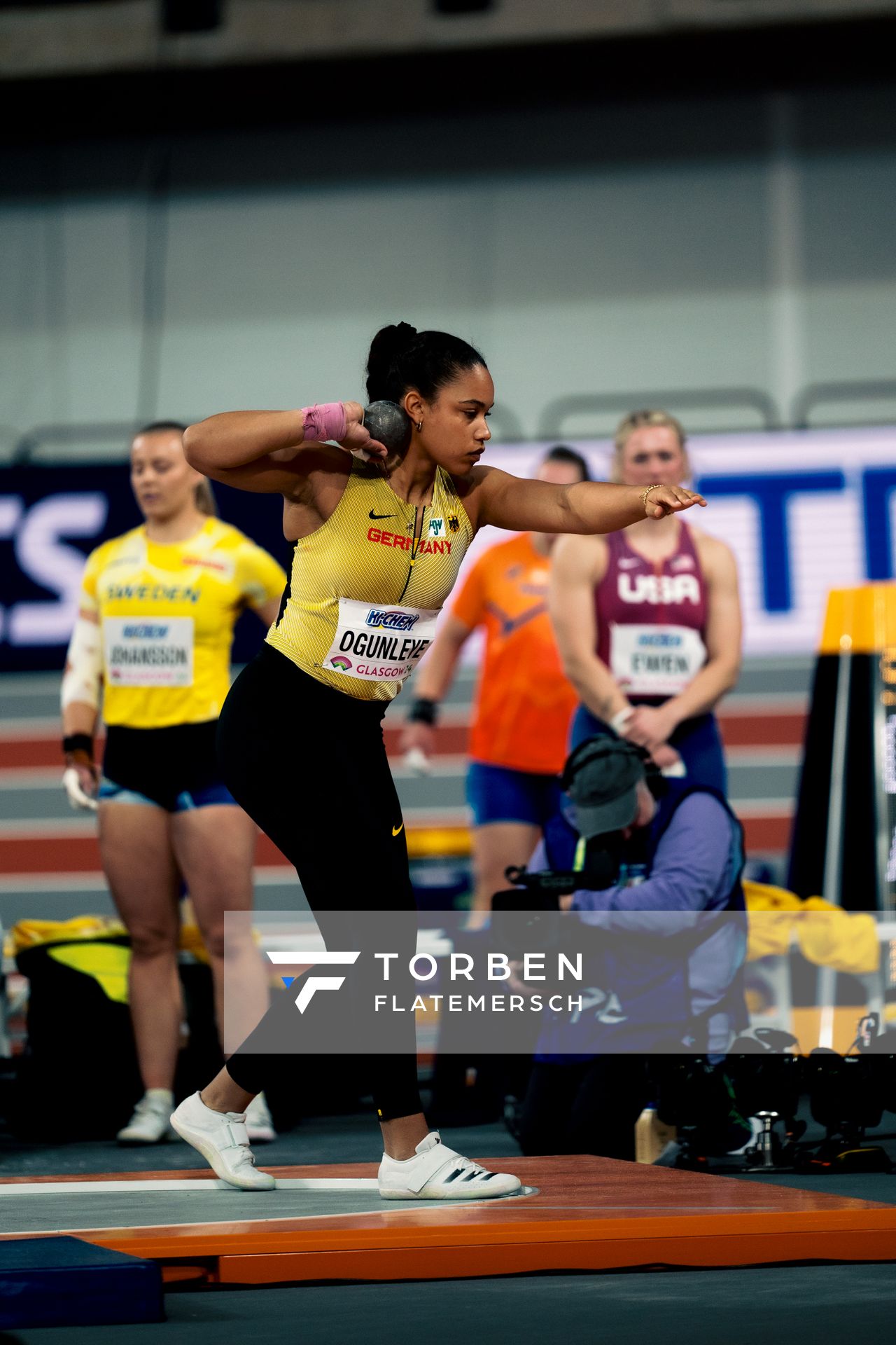 Yemisi Ogunleye (GER/Germany) beim Kugelstoßen am 01.03.2024 bei den World Athletics Indoor Championships in Glasgow (Schottland / Vereinigtes Königreich)