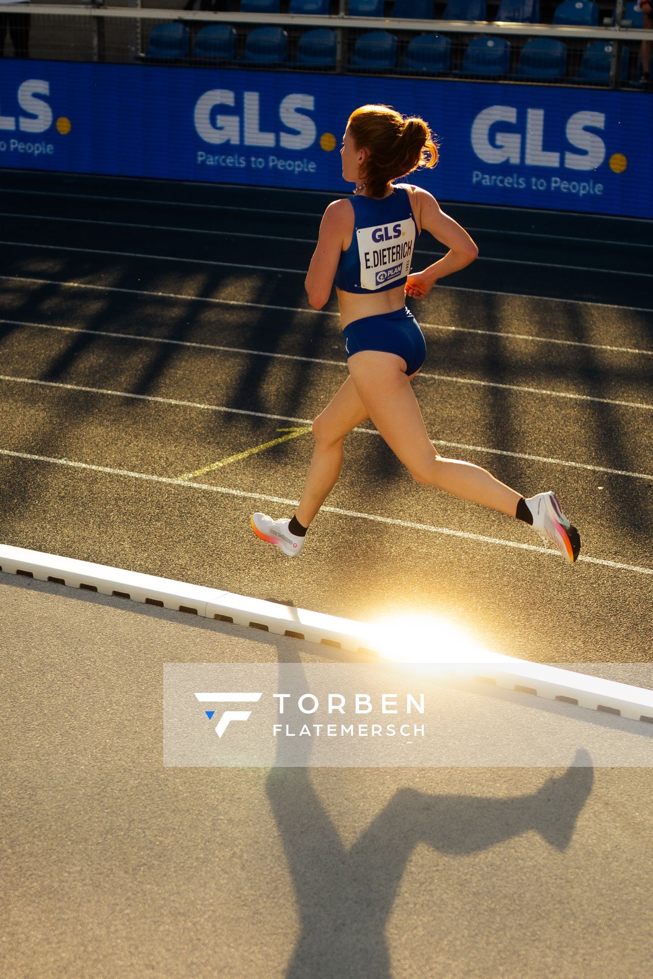 Eva Dieterich (LAV Stadtwerke Tübingen) am 28.06.2024 beim 5000m Lauf bei den deutschen Leichtathletik-Meisterschaften 2024 im Eintracht-Stadion in Braunschweig