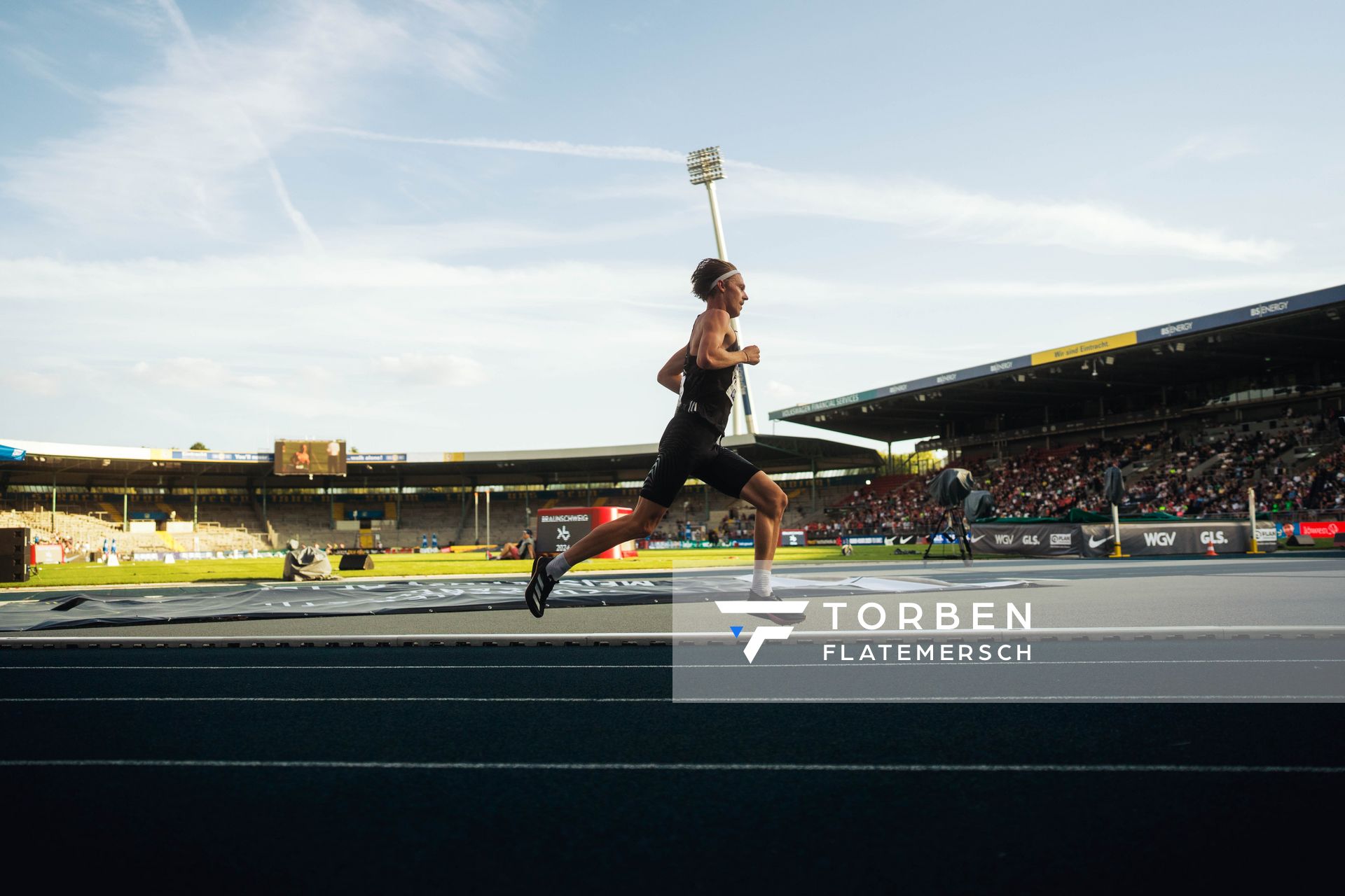 Sam Parsons (SCC Berlin) am 28.06.2024 beim 5000m Lauf bei den deutschen Leichtathletik-Meisterschaften 2024 im Eintracht-Stadion in Braunschweig