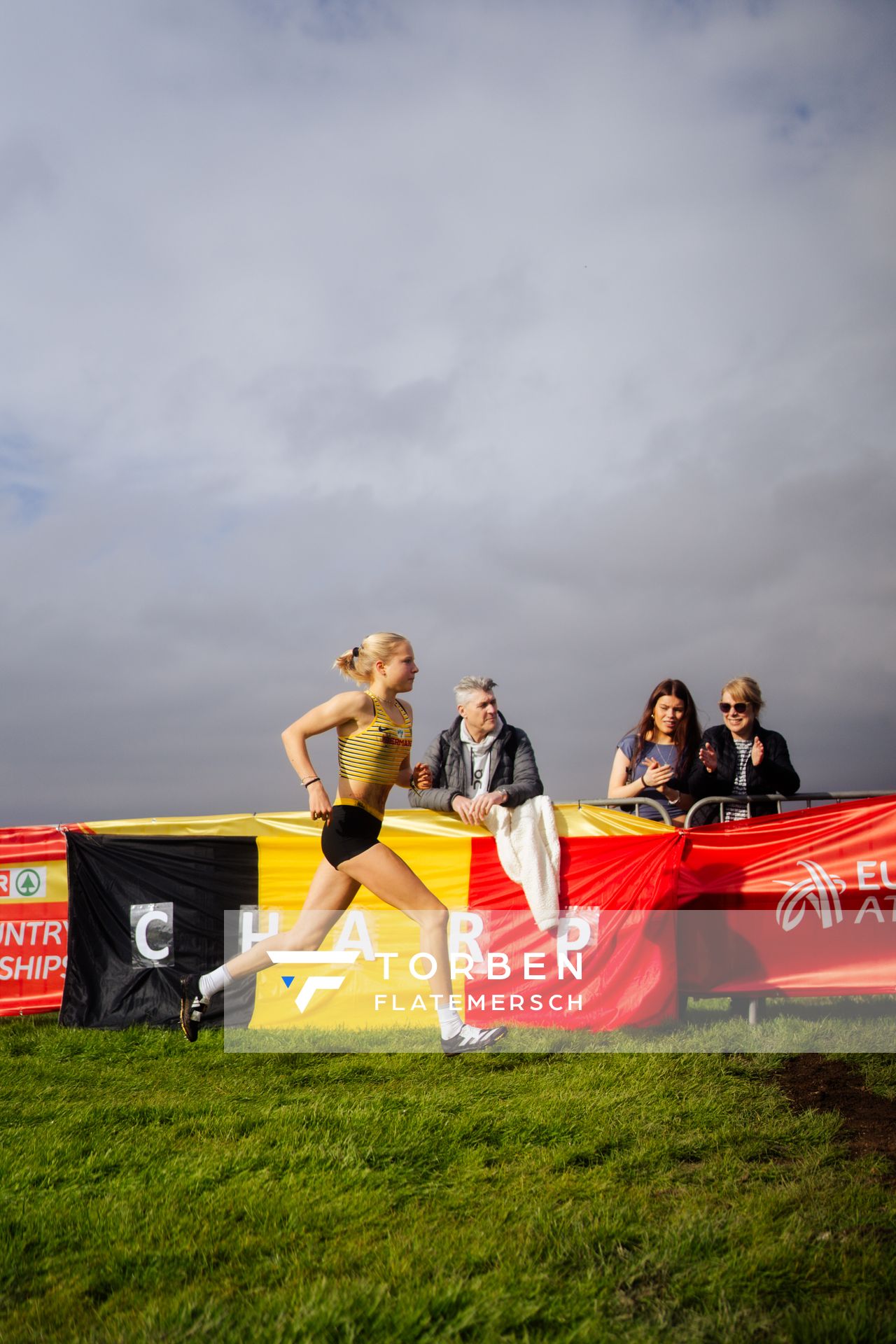 Ada Werner (Germany) am 08.12.2024 bei den Crosslauf-Europameisterschaften in Antalya