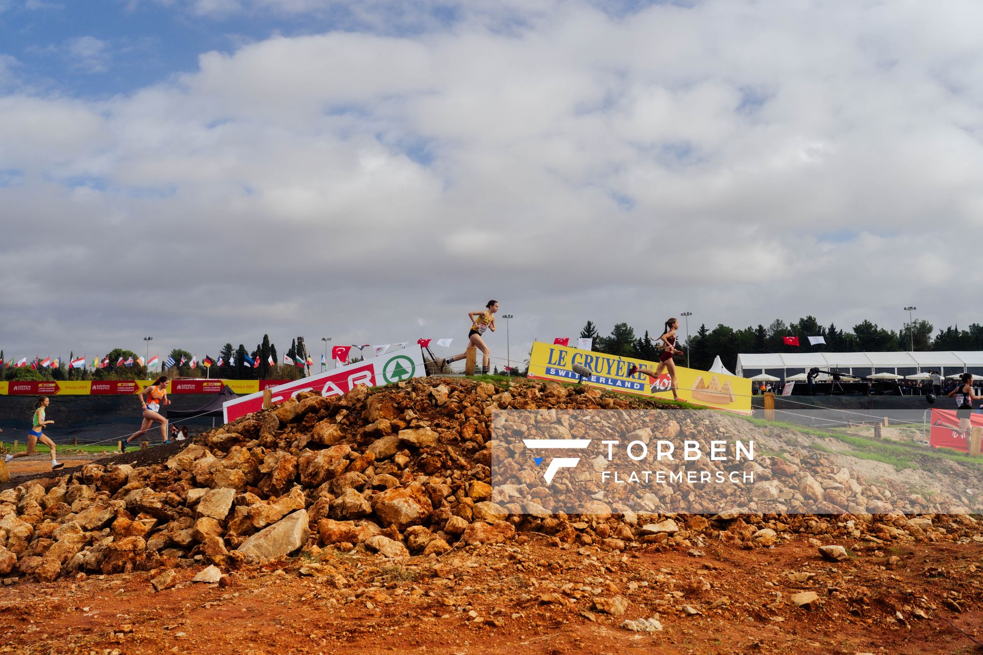 Emily Junginger (Germany) am 08.12.2024 bei den Crosslauf-Europameisterschaften in Antalya
