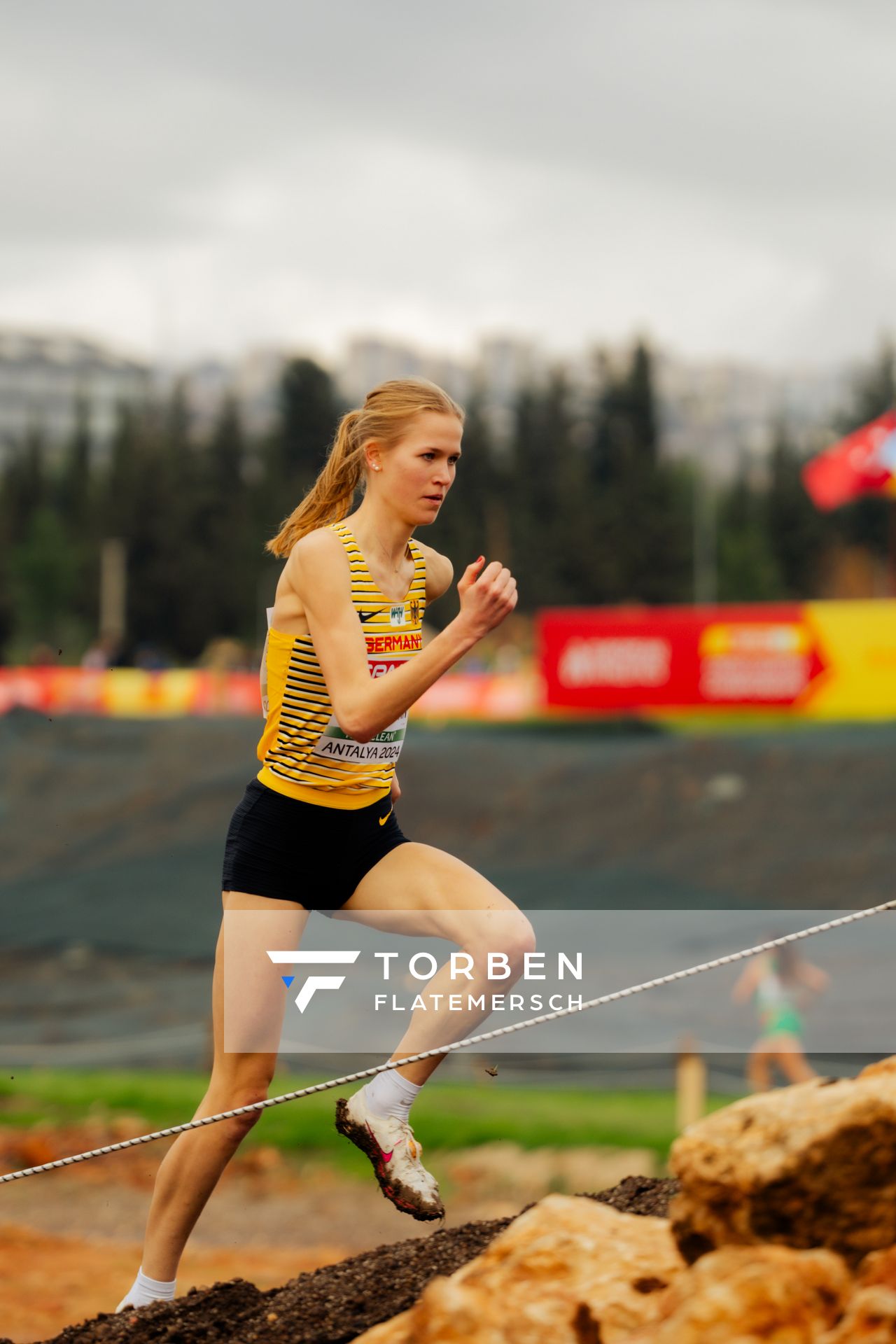 Pia Schlattmann (Germany) am 08.12.2024 bei den Crosslauf-Europameisterschaften in Antalya