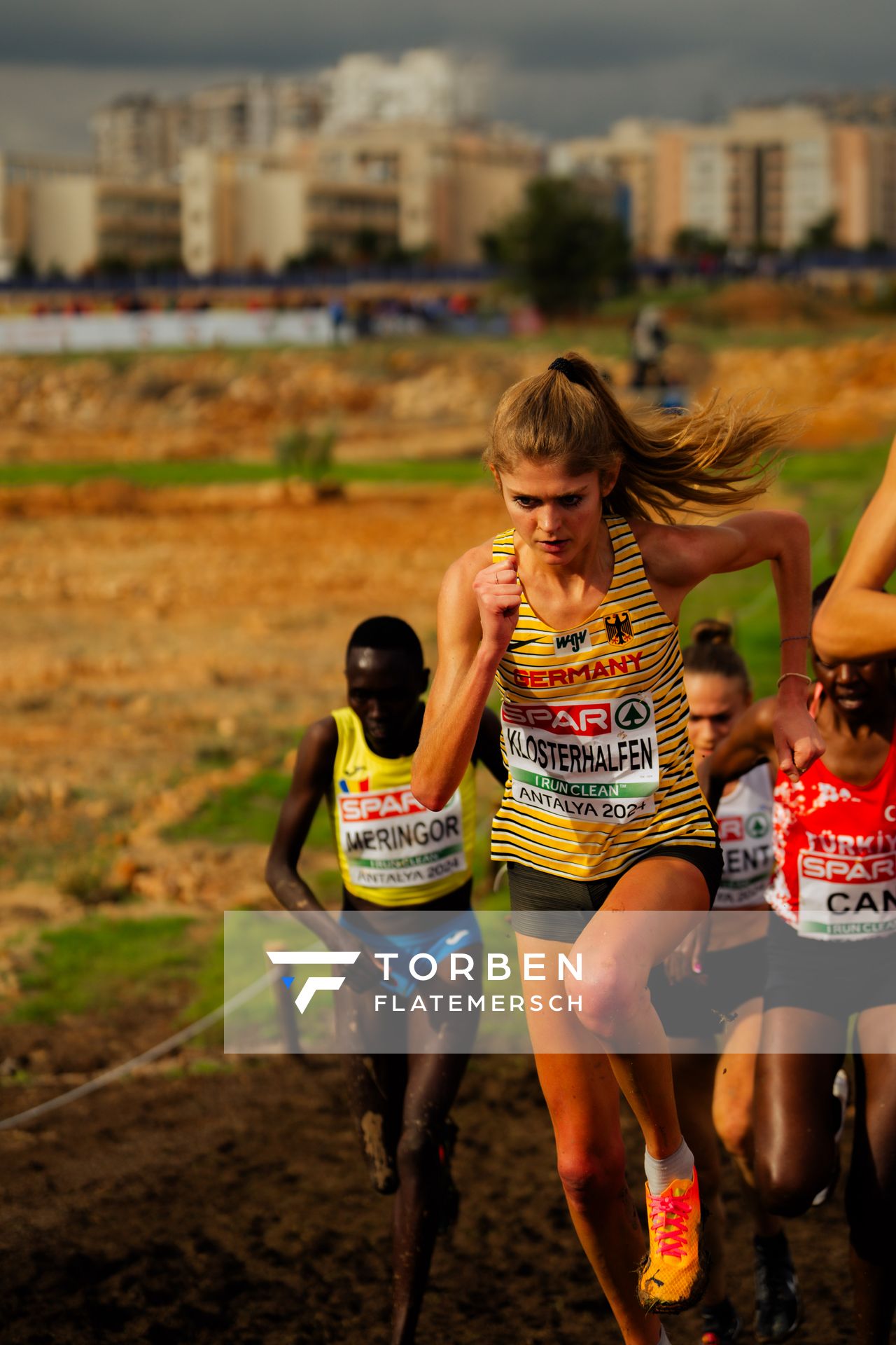 Konstanze Klosterhalfen (Germany) am 08.12.2024 bei den Crosslauf-Europameisterschaften in Antalya