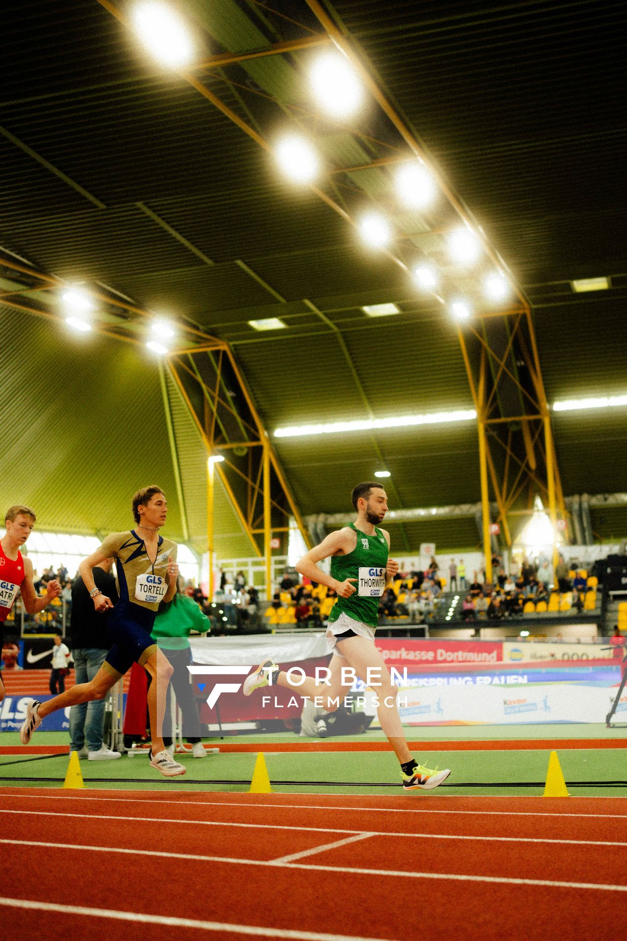 Marc Tortell (Athletics Team Karben), Maximilian Thorwirth (SFD 75 Düsseldorf) bei den deutschenHallenmeisterschaften am 22.02.2025 in der Helmut-Körnig-Halle in Dortmund