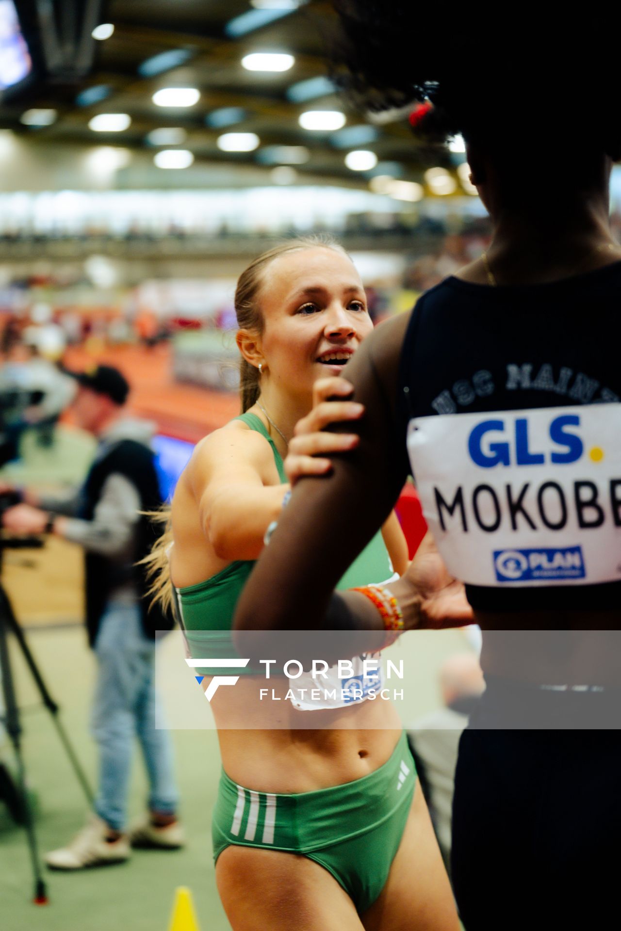 Nele Jaworski (VfL Wolfsburg) über 200m bei den deutschenHallenmeisterschaften am 23.02.2025 in der Helmut-Körnig-Halle in Dortmund
