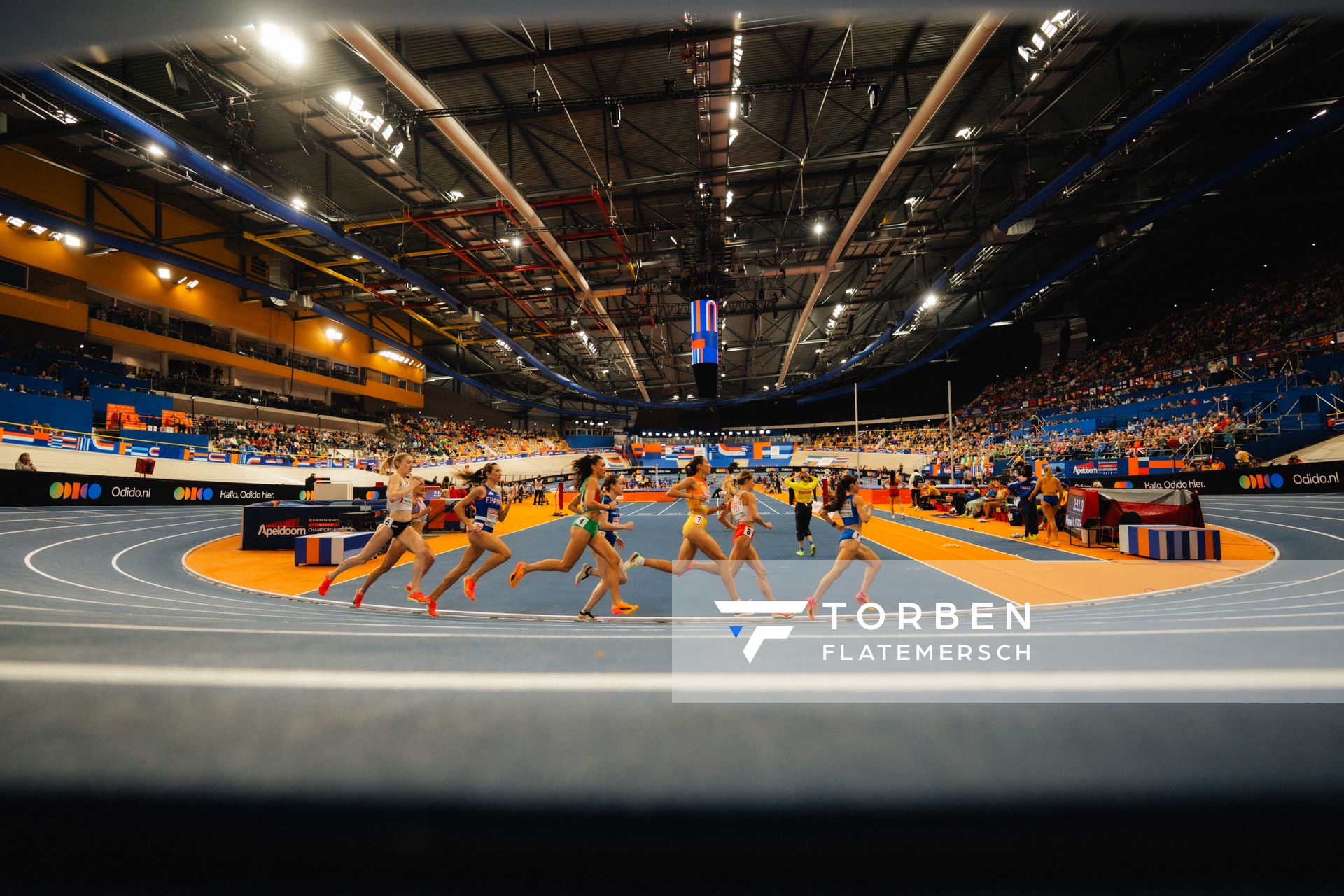 Woman 1500m Heats during the European Athletics Indoor Championships on 06/03/2025 at the Omnisport Arena in Apeldoorn