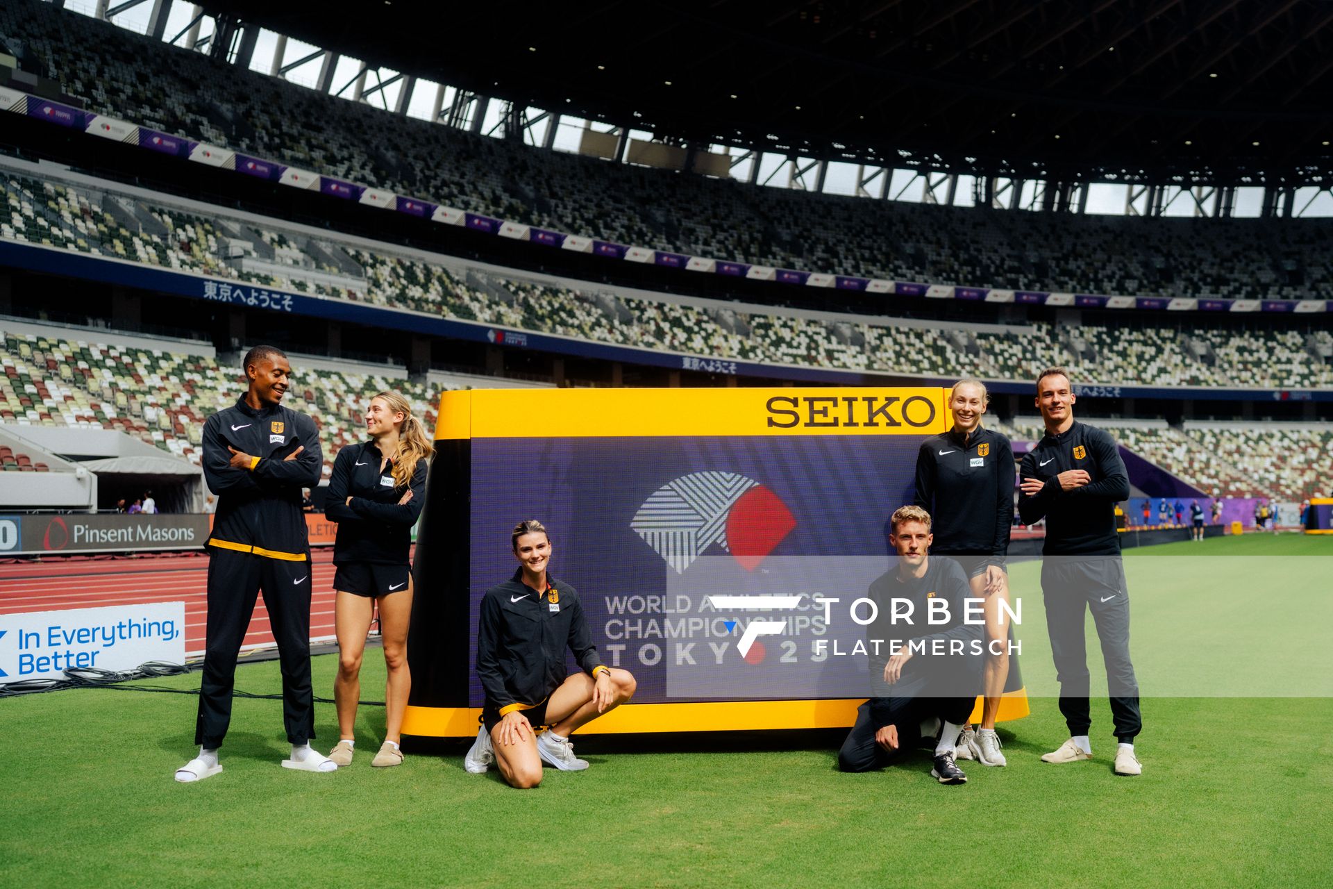 The German 4x400 meter mixed relay team with Jana Lakner (GER), Johanna Martin (GER), Elisa Lechleitner (GER), Florian Kroll (GER), Manuel Sanders (GER), Emil Agyekum (GER) during the World Athletics Championships on  12.09.2025 in Tokyo