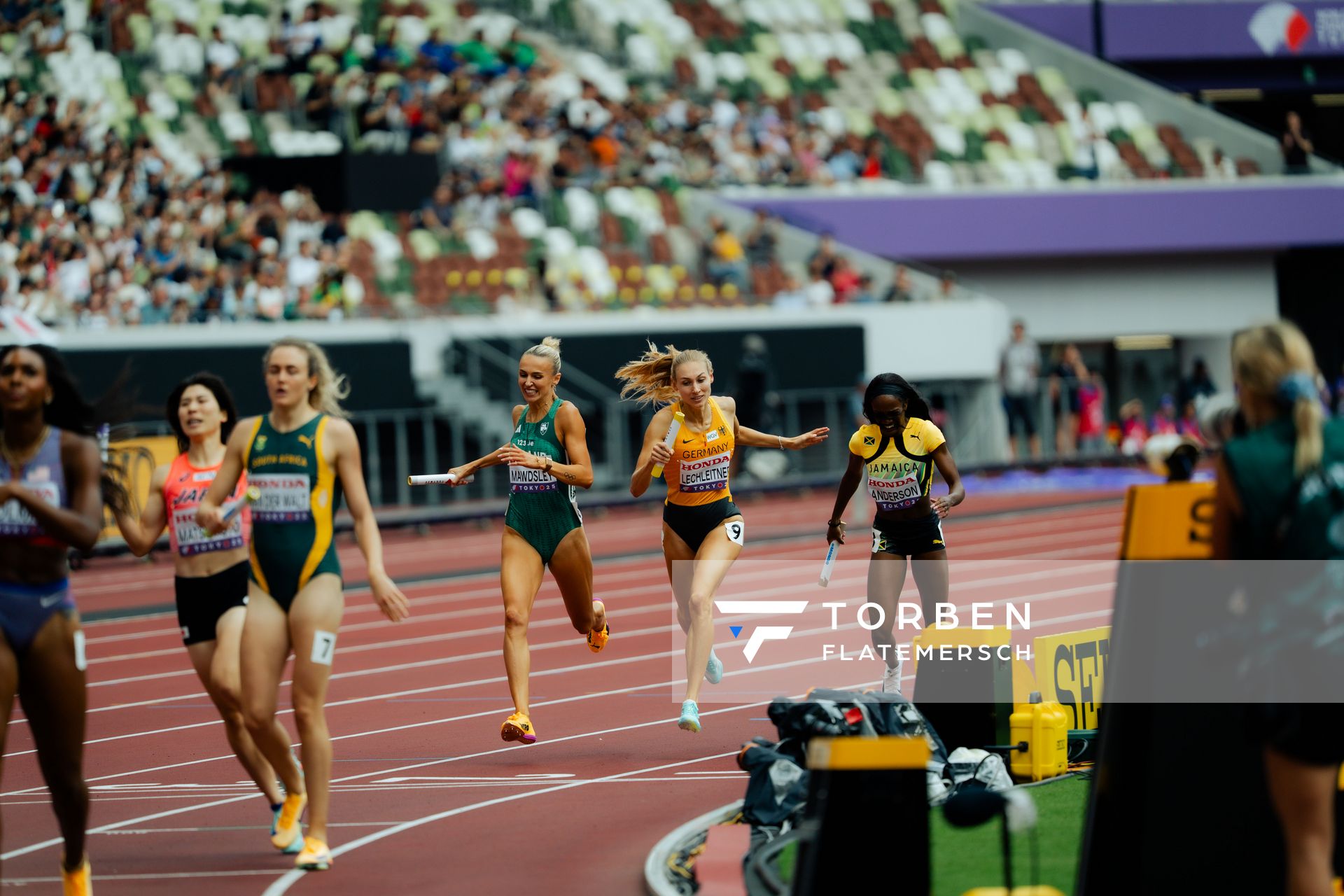 Elisa Lechleitner (GER), Sharlene Mawdsley (IRL) during the World Athletics Championships on 13.09.2025 in Tokyo.