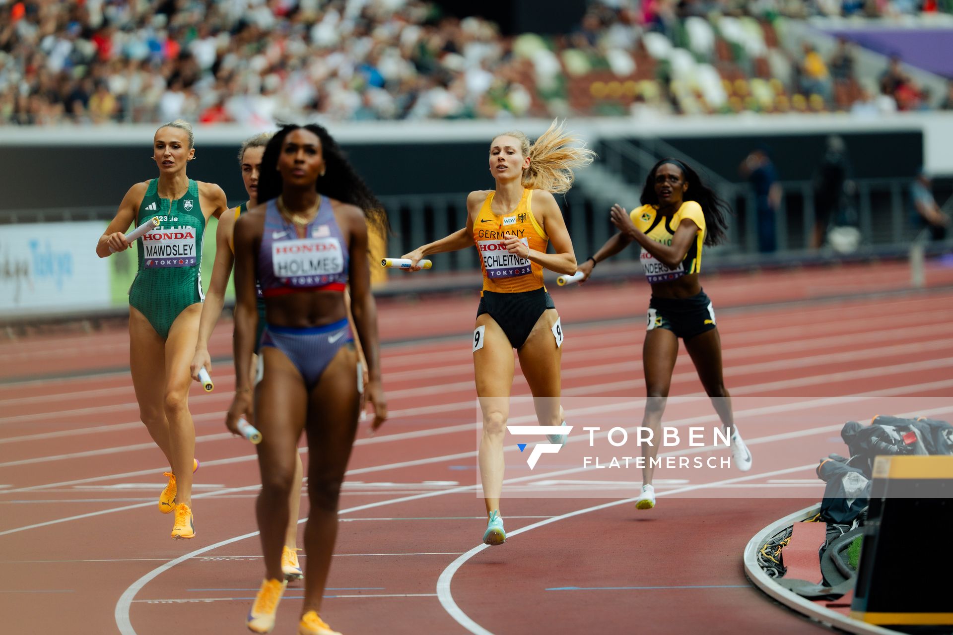 Elisa Lechleitner (GER), Sharlene Mawdsley (IRL) during the World Athletics Championships on 13.09.2025 in Tokyo.