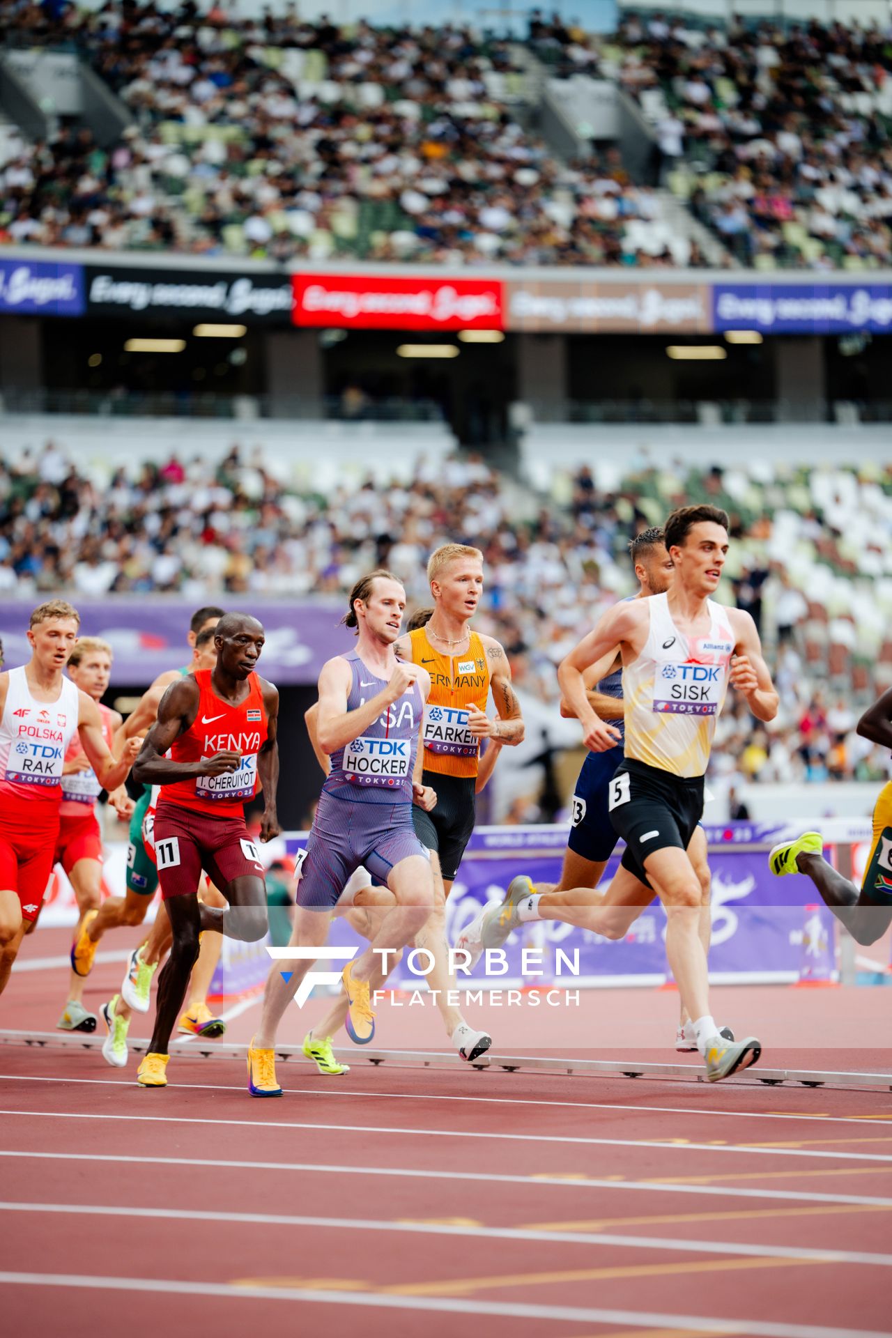 Robert Farken (GER), Cole Hocker (USA), Pieter Sisk (BEL) during the World Athletics Championships on 14.09.2025 in Tokyo.