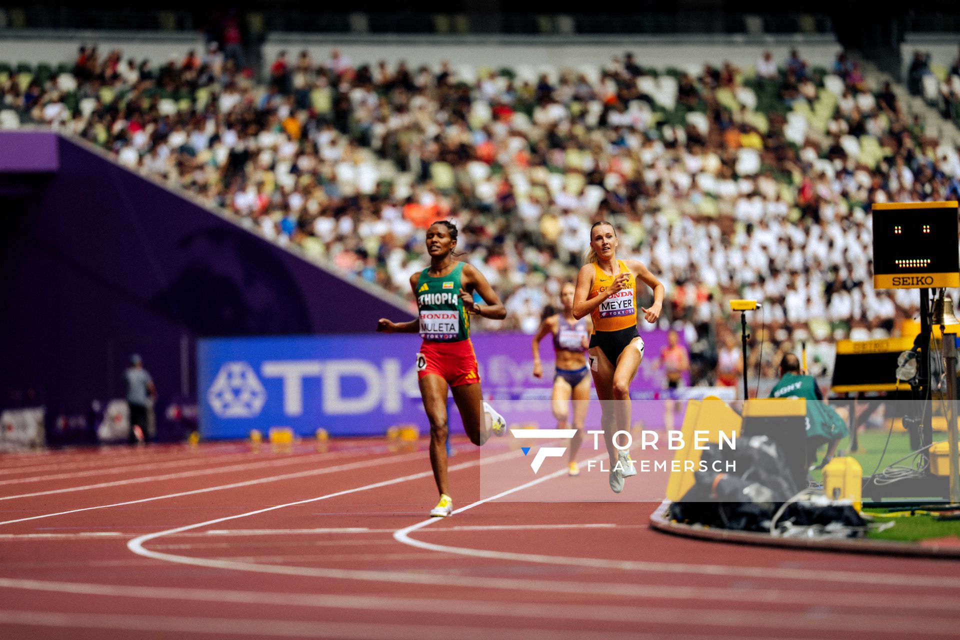 Lomi Muleta (ETH), Lea Meyer (GER) during the World Athletics Championships on 15.09.2025 in Tokyo.