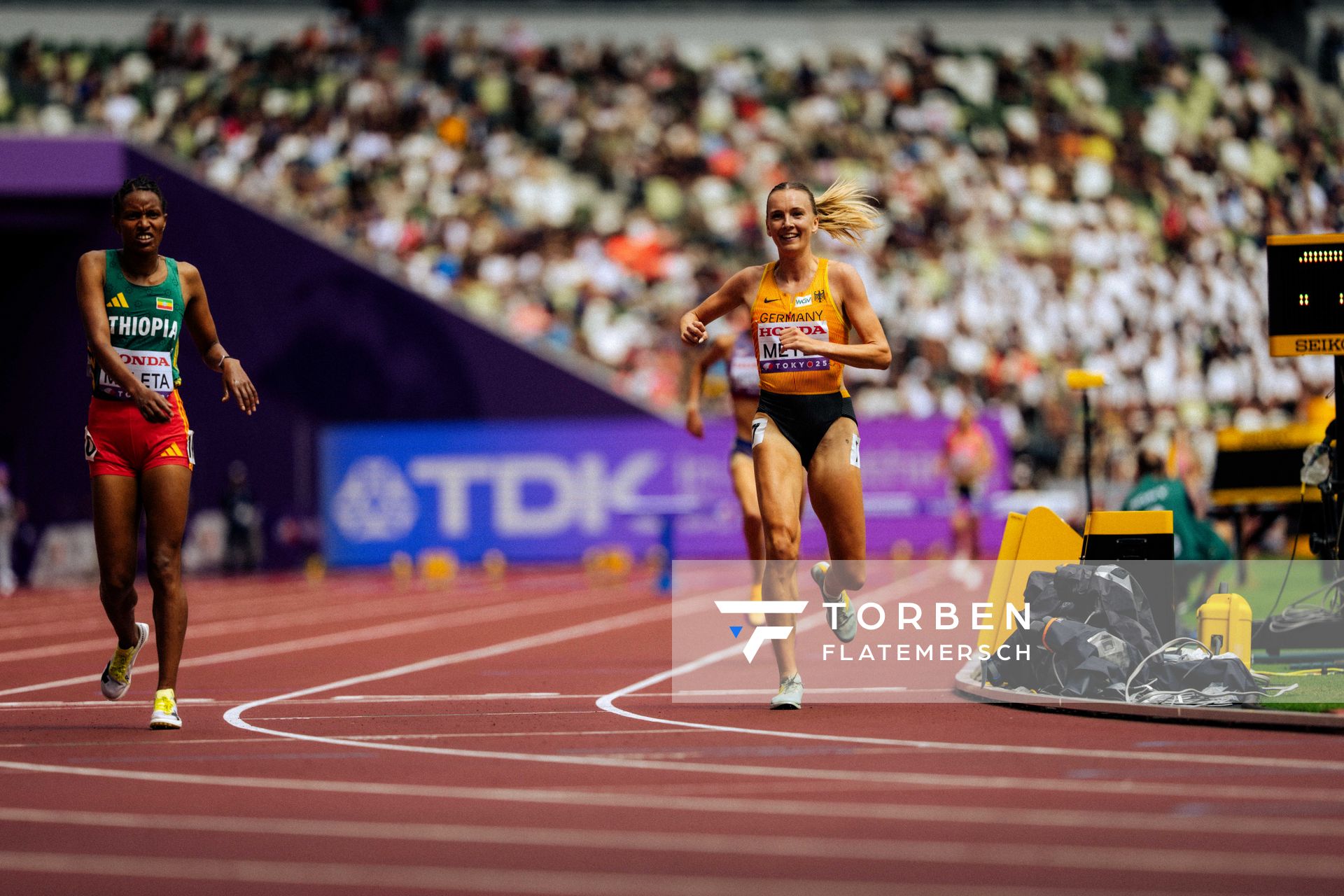 Lomi Muleta (ETH), Lea Meyer (GER) during the World Athletics Championships on 15.09.2025 in Tokyo.
