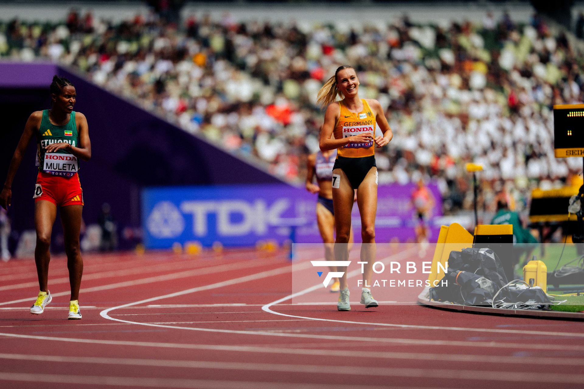 Lomi Muleta (ETH), Lea Meyer (GER) during the World Athletics Championships on 15.09.2025 in Tokyo.