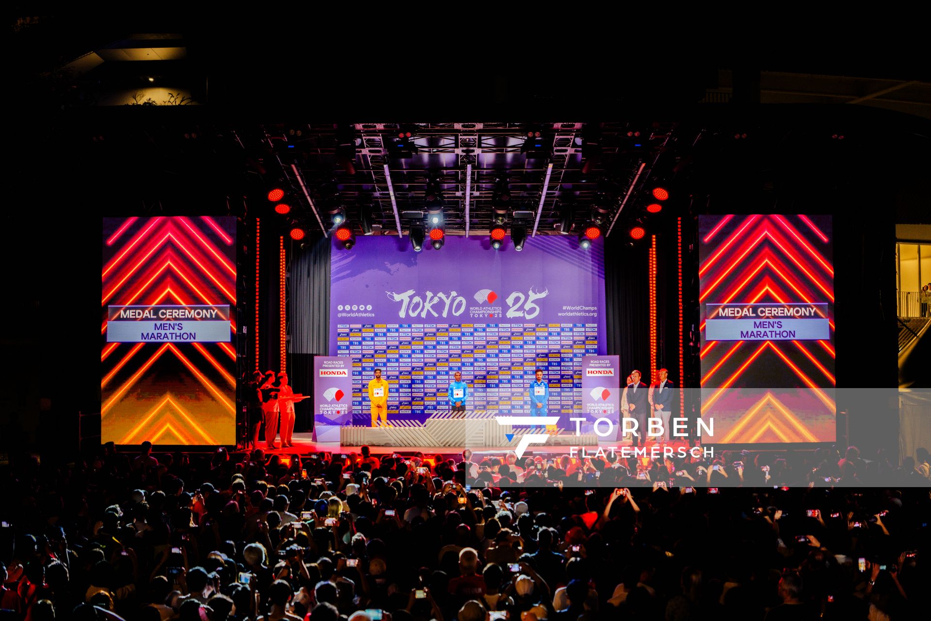 Medal ceremony of Men’s Marathon during the World Athletics Championships with Amanal Petros (GER),
Alphonce Felix Simbu (TAN) & Iliass Aouani (ITA) 15.09.2025 in Tokyo.