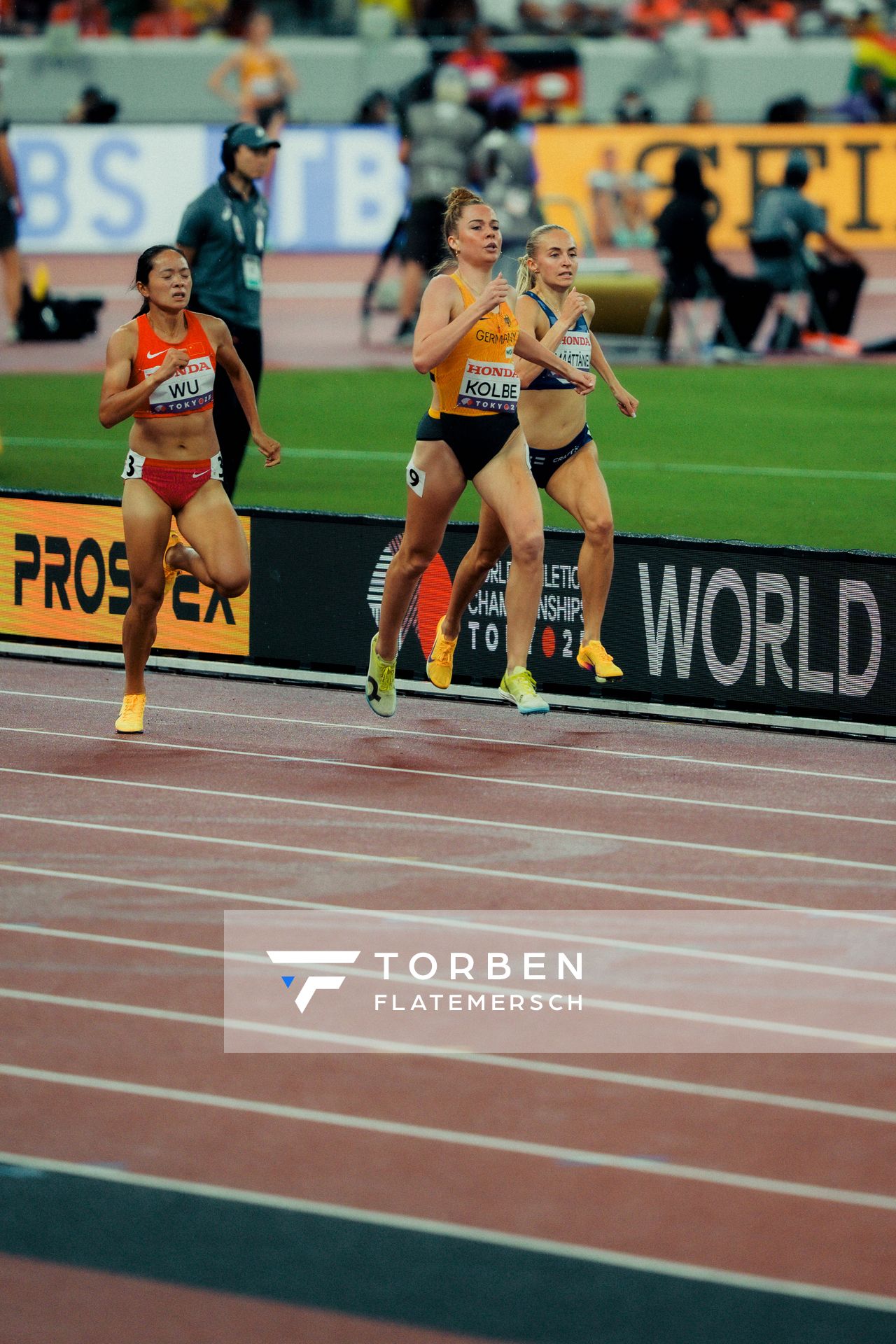 Quanming Wu (CHN), Smilla Kolbe (GER), Eveliina Määttänen (FIN) during the World Athletics Championships on 18.09.2025 in Tokyo.