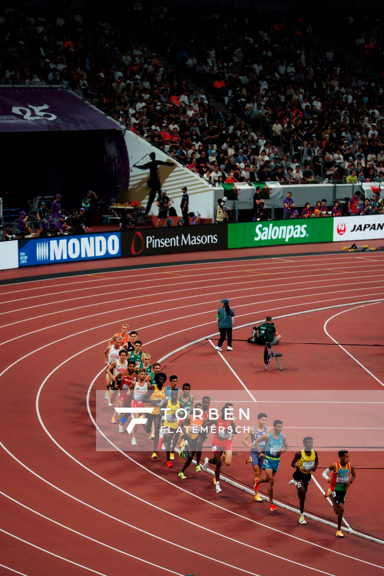 Mohamed Abdilaahi (GER, Reed Fischer (USA), Jimmy Gressier (FRA), Niels Laros (NED), Jakob Ingebrigtsen (NOR), Cornelius Kemboi (KEN) during the World Athletics Championships on 19.09.2025 in Tokyo.