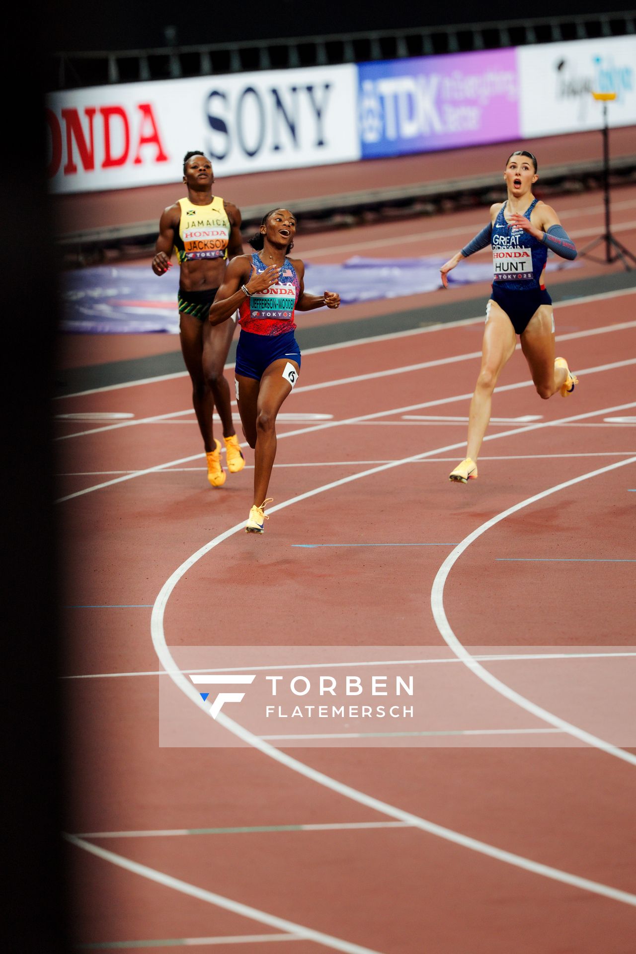 Melissa Jefferson Wooden (USA), Amy Hunt (GBR), Shericka Jackson (JAM) during the World Athletics Championships on 19.09.2025 in Tokyo.