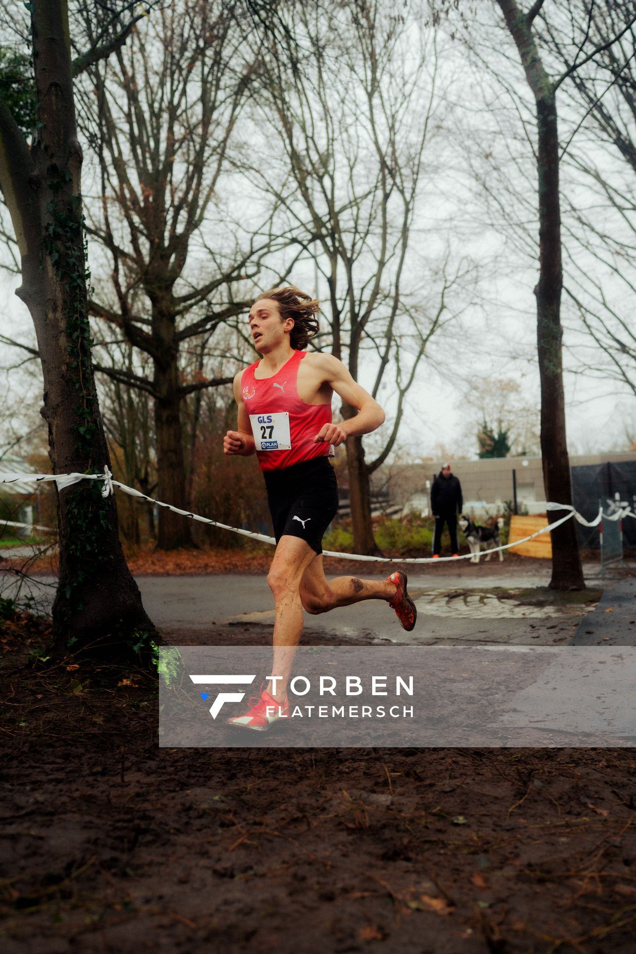 Markus Görger (LG Region Karlsruhe) im Lauf L10 - Männer, U23 Langstrecke bei den Deutschen Meisterschaften im Crosslauf auf dem Sportgelände Bürgerpark Nord am 30.11.2025 in Darmstadt