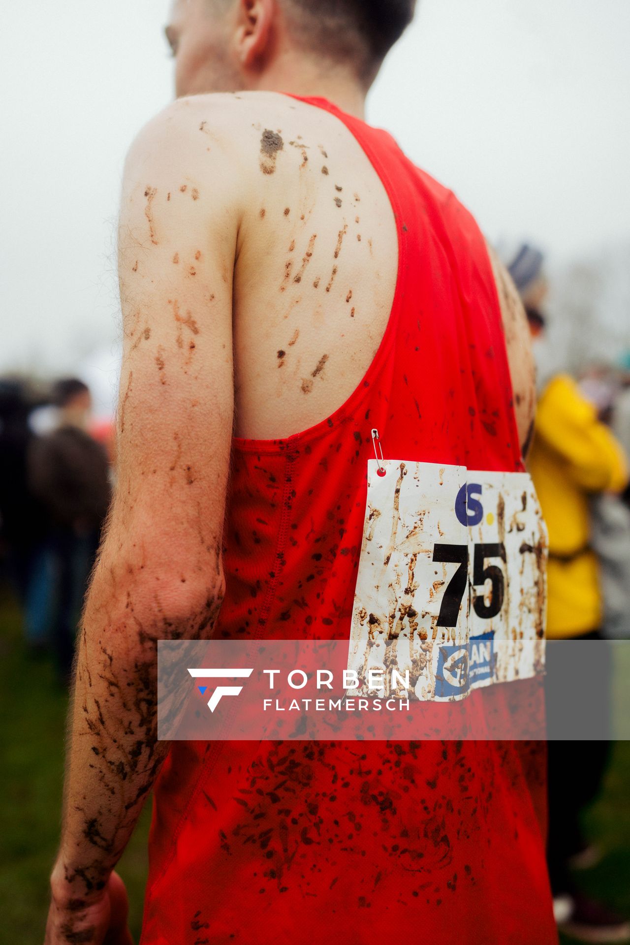 Max Nores (TSV Bayer 04 Leverkusen) im Lauf L10 - Männer, U23 Langstrecke bei den Deutschen Meisterschaften im Crosslauf auf dem Sportgelände Bürgerpark Nord am 30.11.2025 in Darmstadt