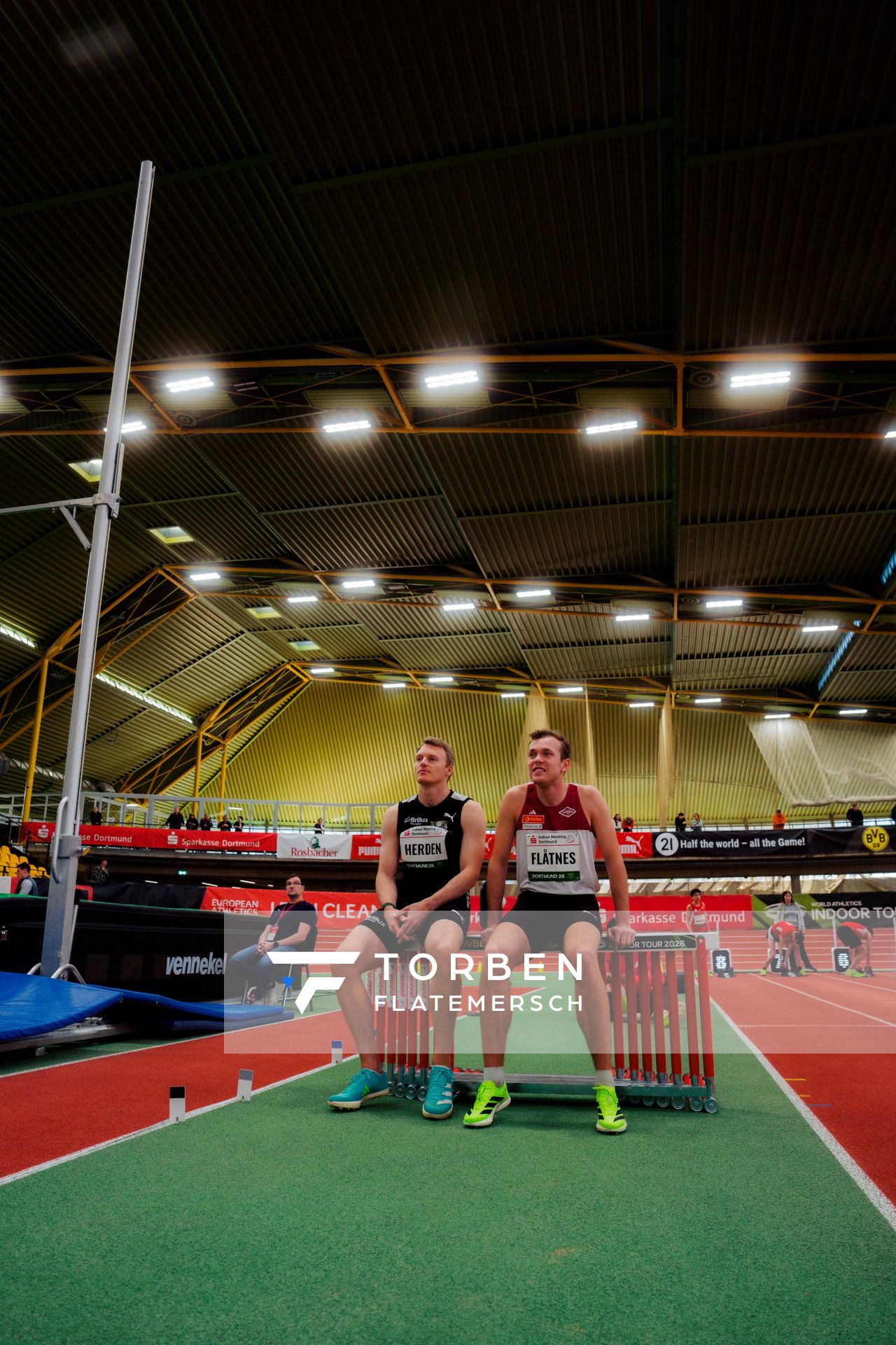 Luka Herden (LG Brillux Münster), Henrik Flåtnes (Norwegen) am 08.02.2026 beim Sparkassen Indoor Meeting in der Helmut-Körnig-Halle in Dortmund