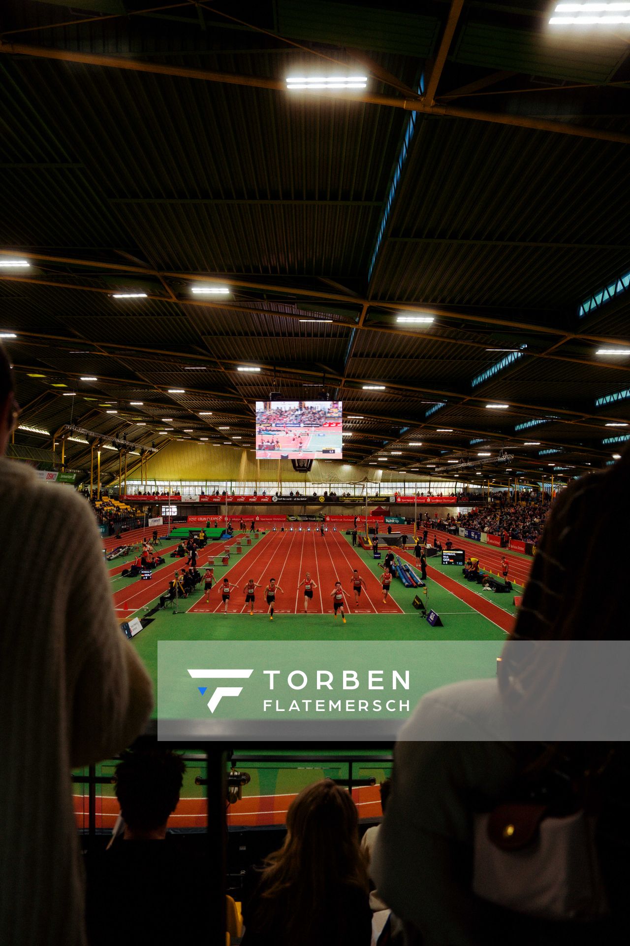 60m vom Zuschauerrang am 08.02.2026 beim Sparkassen Indoor Meeting in der Helmut-Körnig-Halle in Dortmund