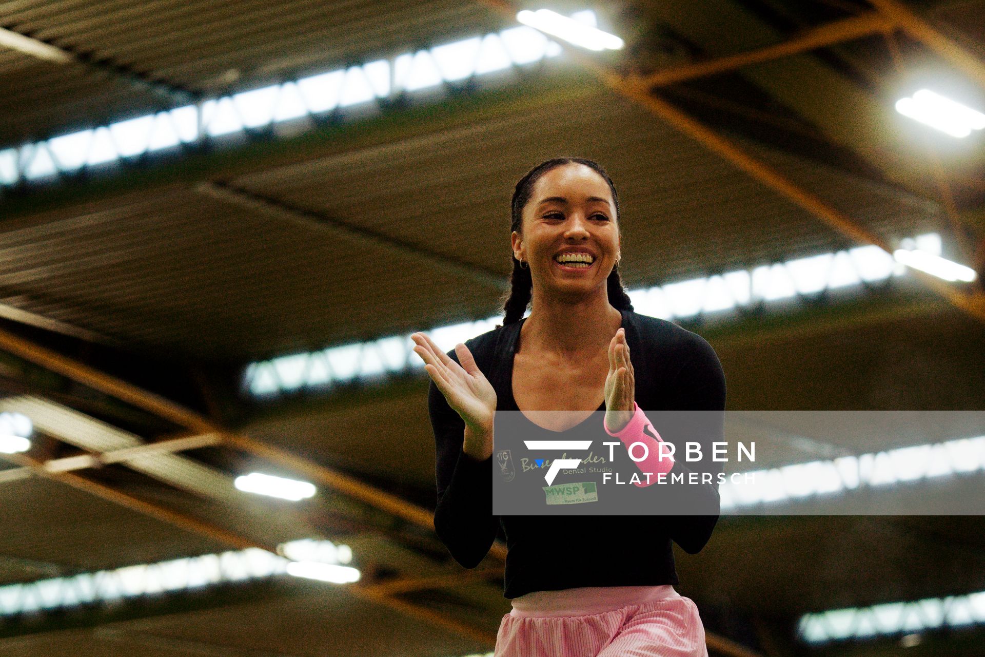 Jacqueline Otchere (MTG Mannheim) am 08.02.2026 beim Sparkassen Indoor Meeting in der Helmut-Körnig-Halle in Dortmund