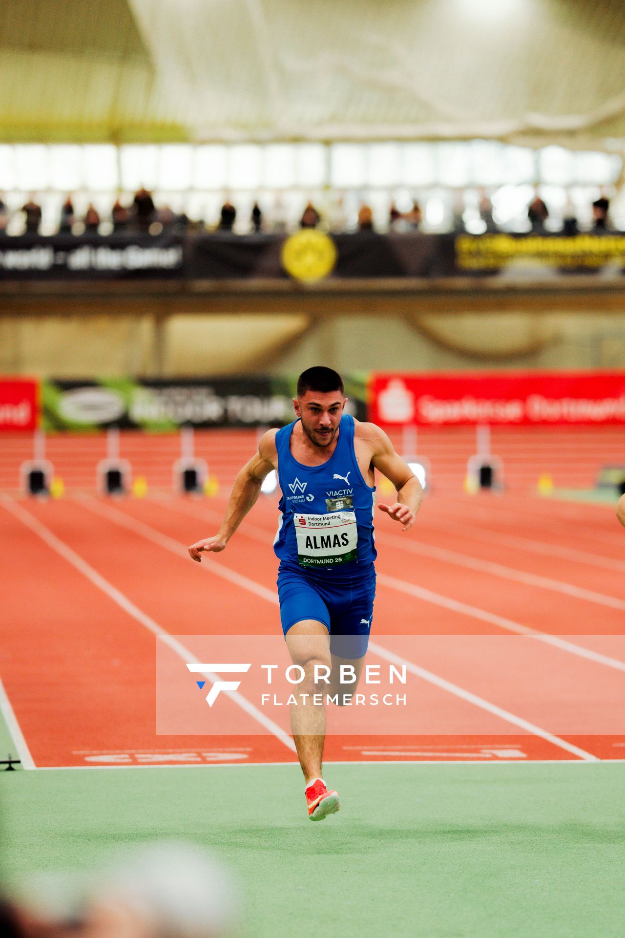 Deniz Almas (TV Wattenscheid 01) am 08.02.2026 beim Sparkassen Indoor Meeting in der Helmut-Körnig-Halle in Dortmund