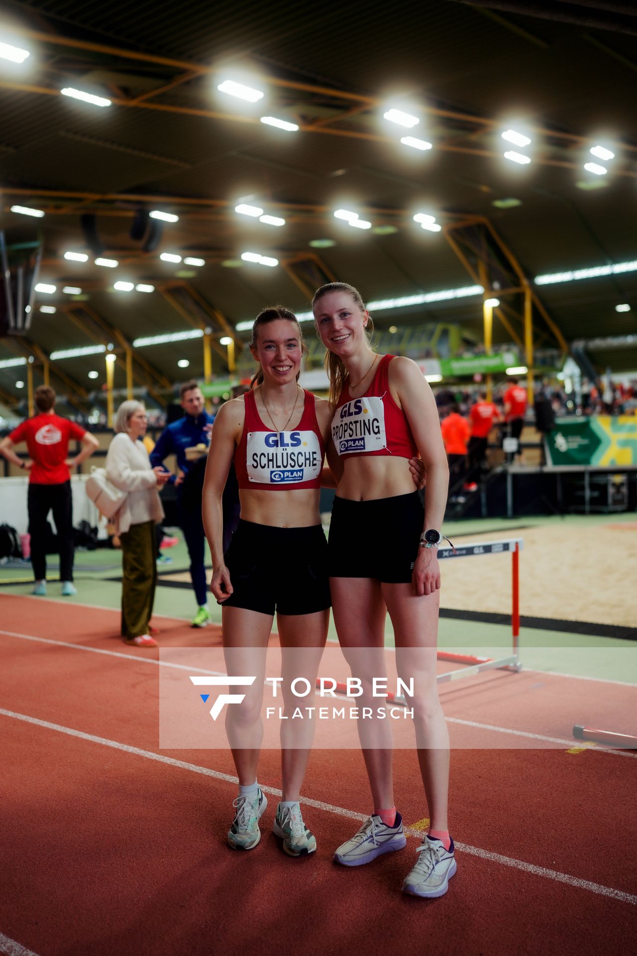 Jana Schlüsche (VfL Eintracht Hannover), Marie Pröpsting (VfL Eintracht Hannover) am 01.03.2026 bei den Deutschen Hallen Meisterschaften in der Helmut-Körnig-Halle in Dortmund