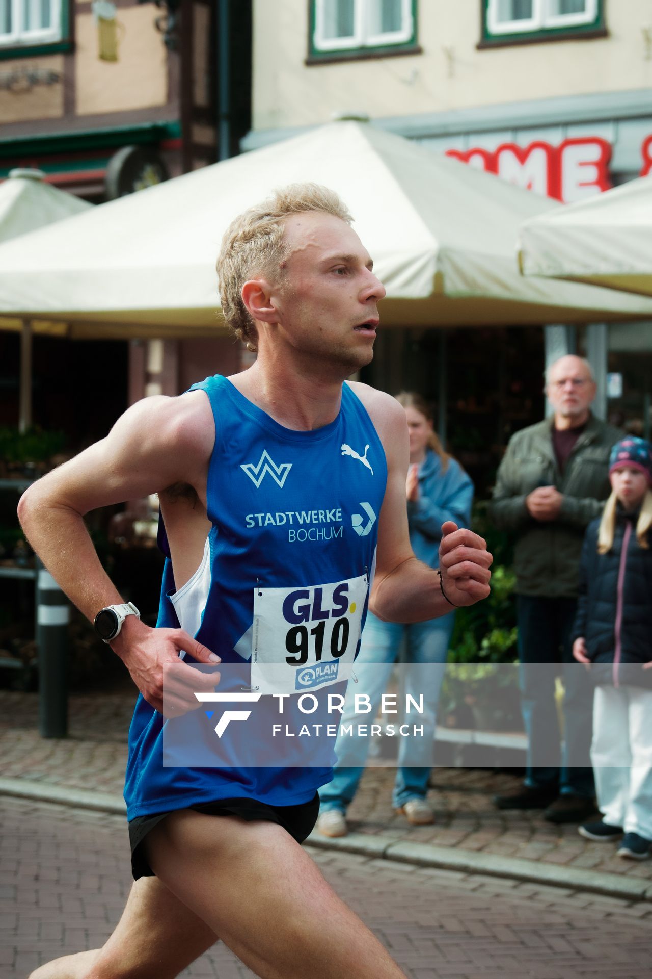 Nils Voigt (TV Wattenscheid 01) am 08.03.2026 bei den Deutschen Meisterschaften 10 km Straße in Uelzen