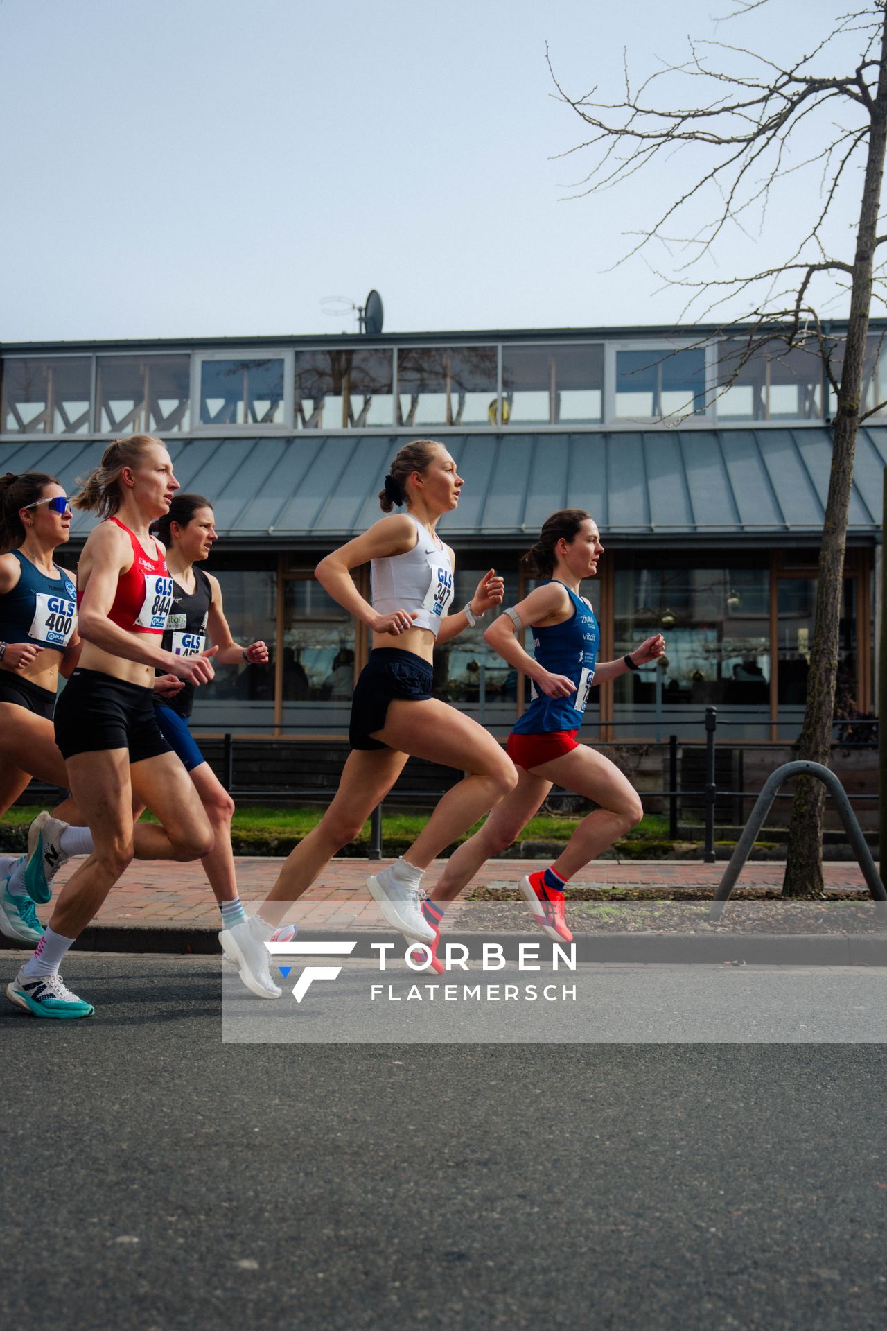 Lea Brückner (Hamburg Running), Julia Kümpers (Leichtathletikclub Kronshagen) am 08.03.2026 bei den Deutschen Meisterschaften 10 km Straße in Uelzen