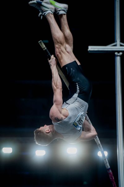 Piotr Lisek (POL) beim Stabhochsprung am 20.02.2022 beim ISTAF in Duesseldorf