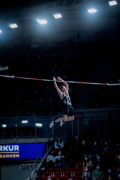 Sam Kendricks (USA) beim Stabhochsprung am 20.02.2022 beim ISTAF in Duesseldorf