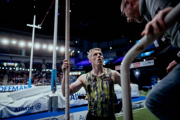 Menno Vloon (NED) im Stabhochsprung am 29.01.2023 beim ISTAF Indoor im PSD Bank Dome in Duesseldorf