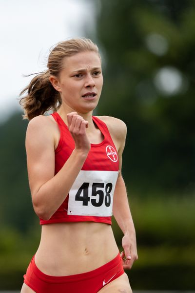 Clara Braun (TSV Bayer 04 Leverkusen) ueber 800m am 22.07.2020 waehrend dem Meller Laeufermeeting