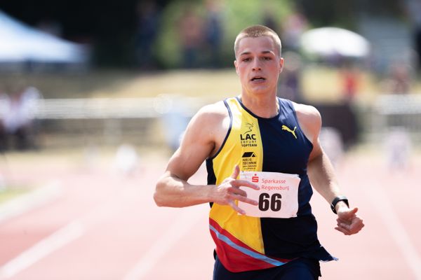 Julian Wagner (LAC Erfurt) im 100m Vorlauf am 26.07.2020 waehrend der Sparkassen Gala in Regensburg