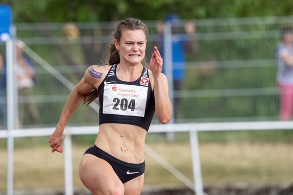 Alexandra Toth (Oesterreich) ueber 200m am 26.07.2020 waehrend der Sparkassen Gala in Regensburg