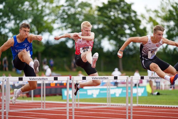 Torben Prepens (TV Cloppenburg), Ferdinand Eichholz (LG Filder) ueber 110m Huerden ;Deutsche Leichtathletik-Mehrkampfmeisterschaften (Tag 1) am 22.08.2020 in Vaterstetten (Bayern)