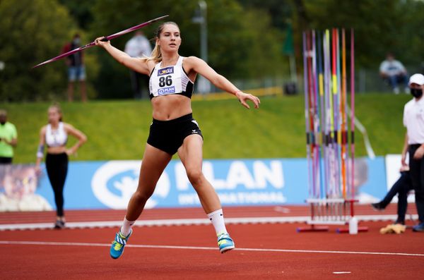 Cora Reitbauer (LG Filder) im Speerwurf; Deutsche Leichtathletik-Mehrkampfmeisterschaften (Tag 3) am 23.08.2020 in Vaterstetten (Bayern)