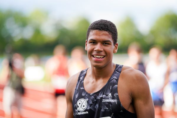 Deutscher Mehrkampfmeister Malik Diakite (Hannover 96) ; Deutsche Leichtathletik-Mehrkampfmeisterschaften (Tag 3) am 23.08.2020 in Vaterstetten (Bayern)
