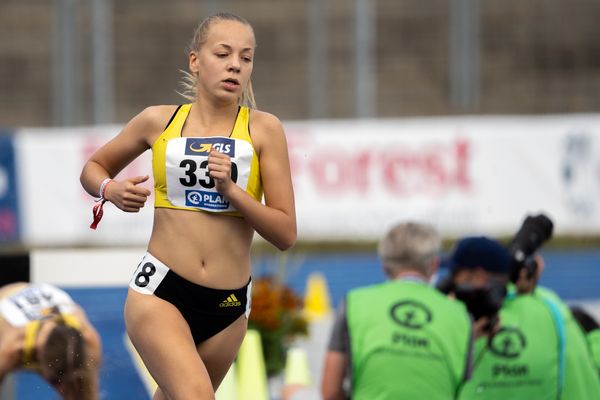 Carolin Hinrichs (VfL Loeningen) ueber 2000m Hindernis am 04.09.2020 waehrend den deutschen Leichtathletik-Jugendmeisterschaften im Frankenstadion in Heilbronn (Tag1)