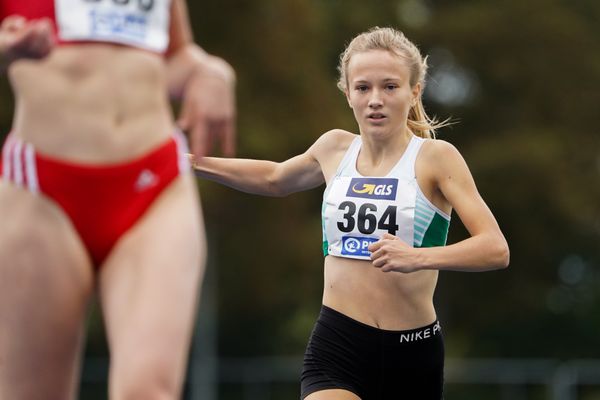 Nele Jaworski (VfL Wolfsburg) ueber 200m am 05.09.2020 waehrend den deutschen Leichtathletik-Jugendmeisterschaften im Frankenstadion in Heilbronn (Tag2)